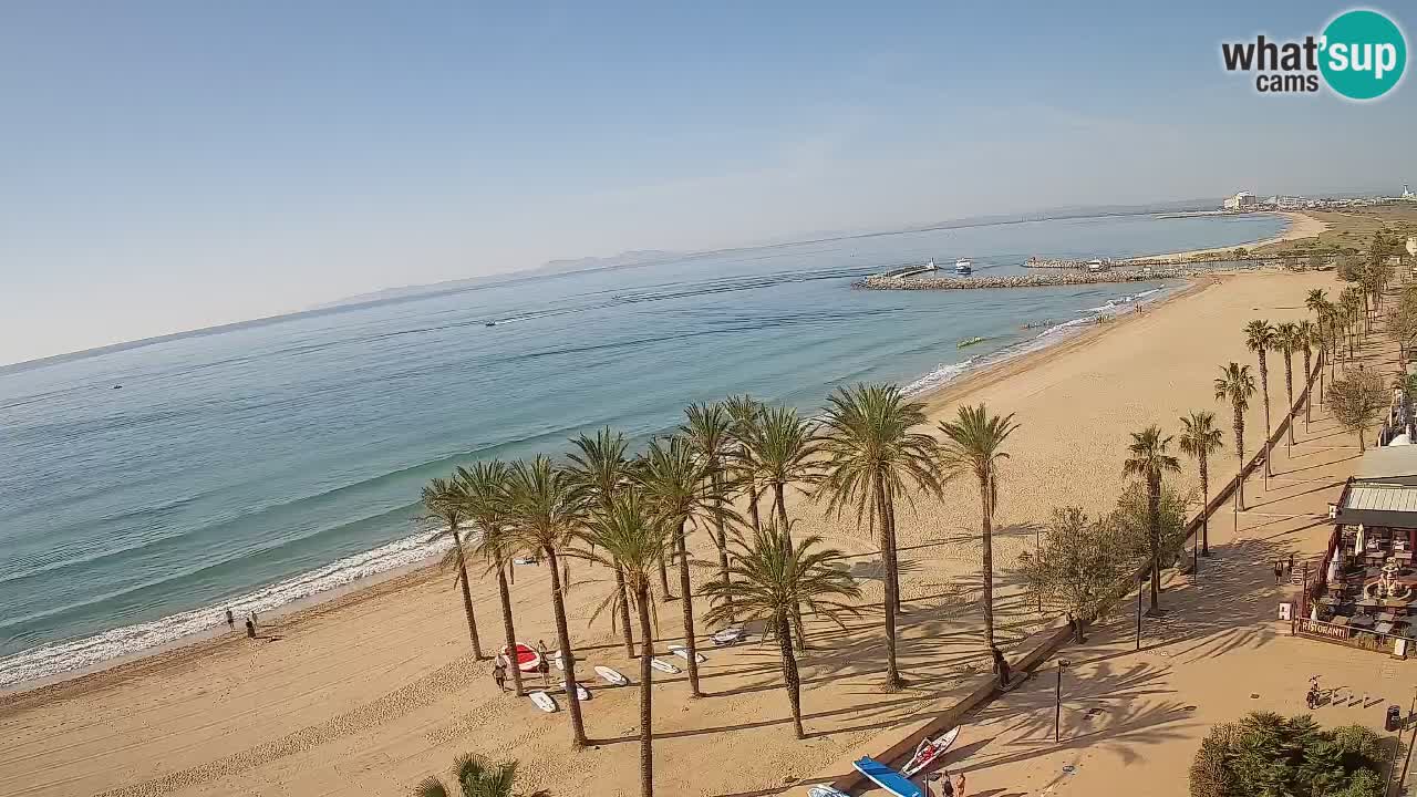 Kamera v Živo Roses plaža – pogled s hotela Montecarlo