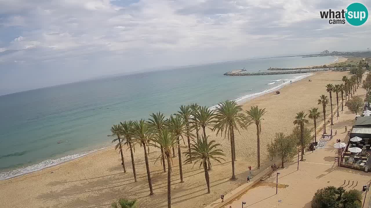 Kamera v Živo Roses plaža – pogled s hotela Montecarlo