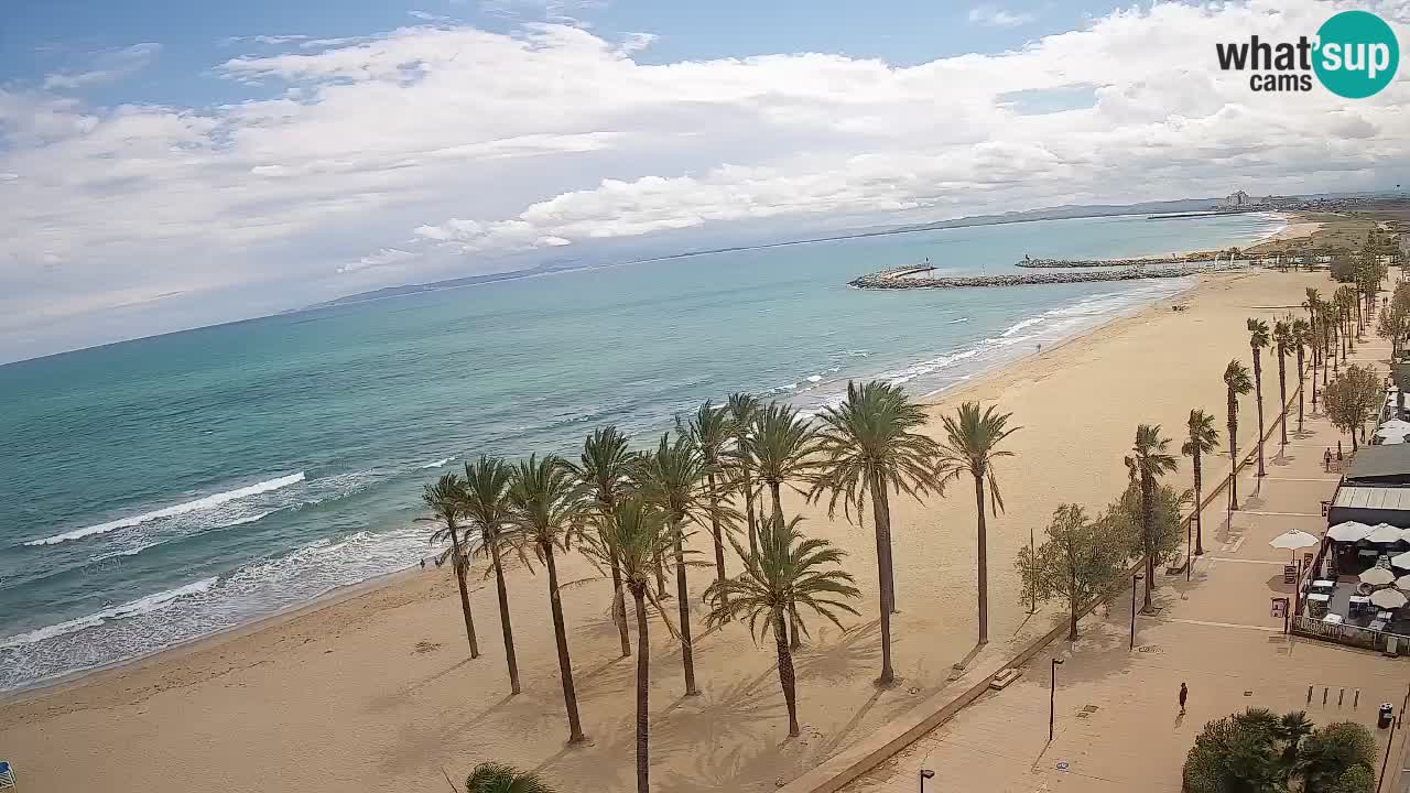 Kamera v Živo Roses plaža – pogled s hotela Montecarlo