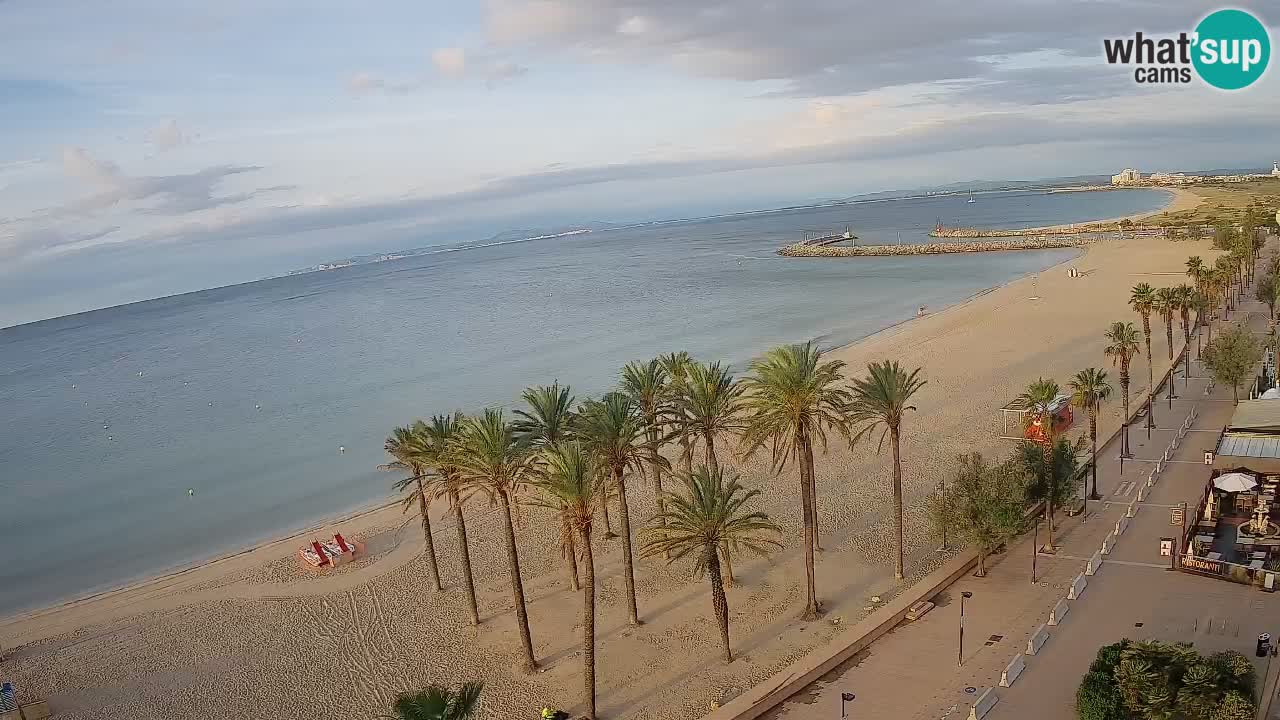 Kamera v Živo Roses plaža – pogled s hotela Montecarlo