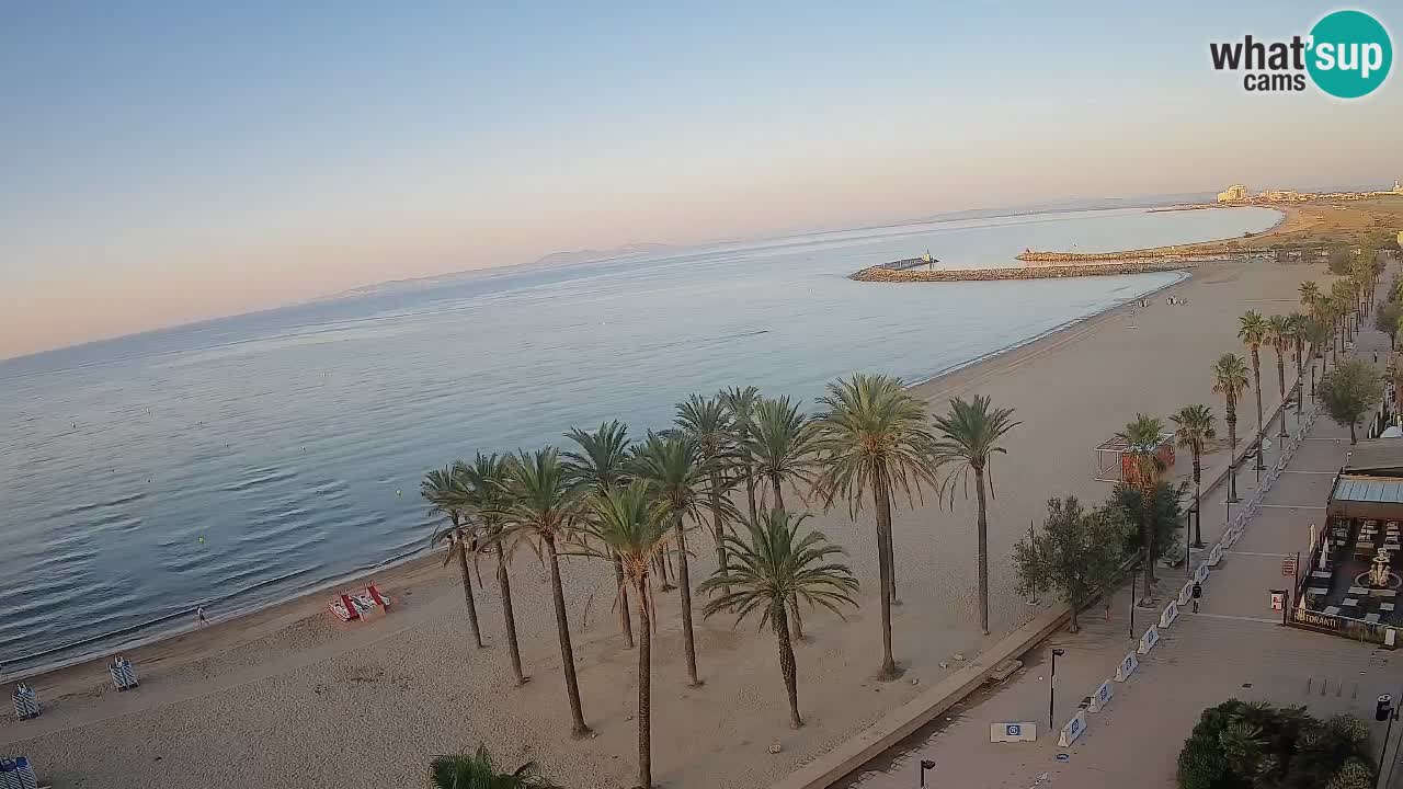 Kamera v Živo Roses plaža – pogled s hotela Montecarlo