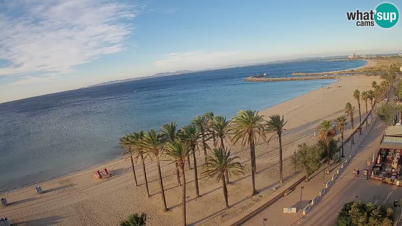Kamera v Živo Roses plaža – pogled s hotela Montecarlo