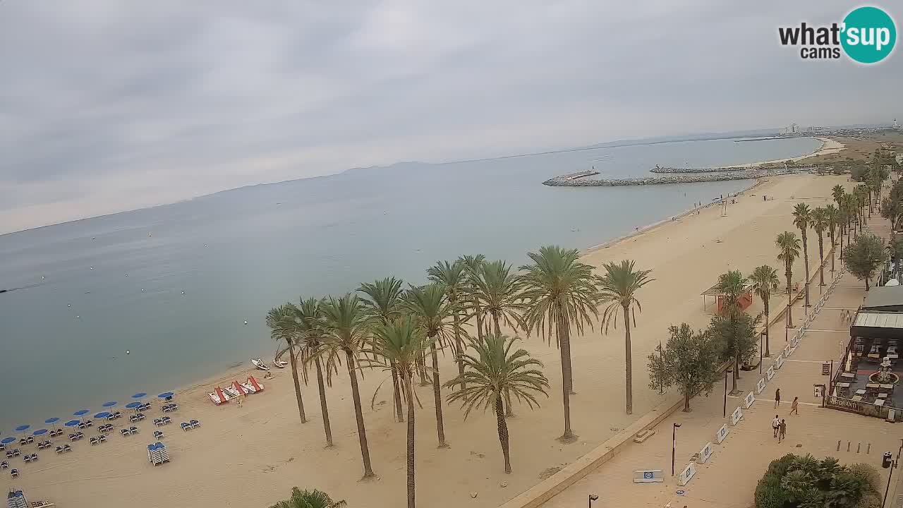 Kamera v Živo Roses plaža – pogled s hotela Montecarlo