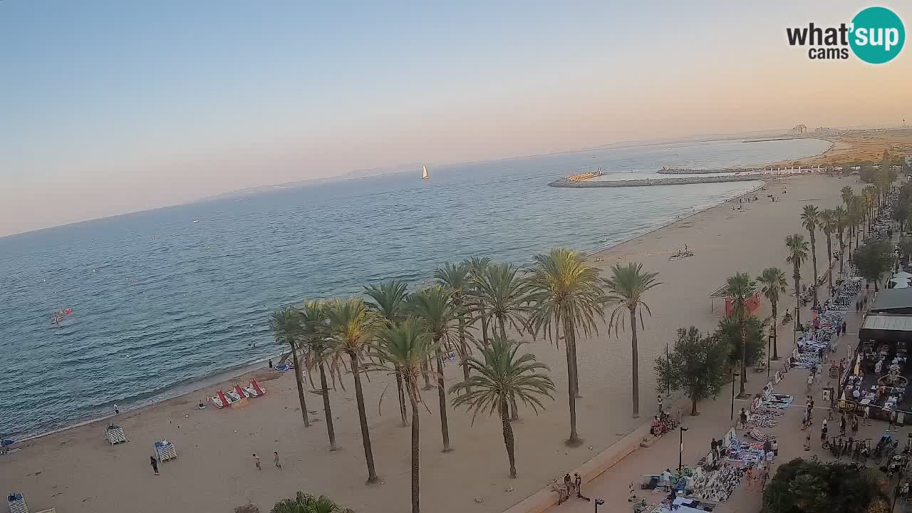 Kamera v Živo Roses plaža – pogled s hotela Montecarlo