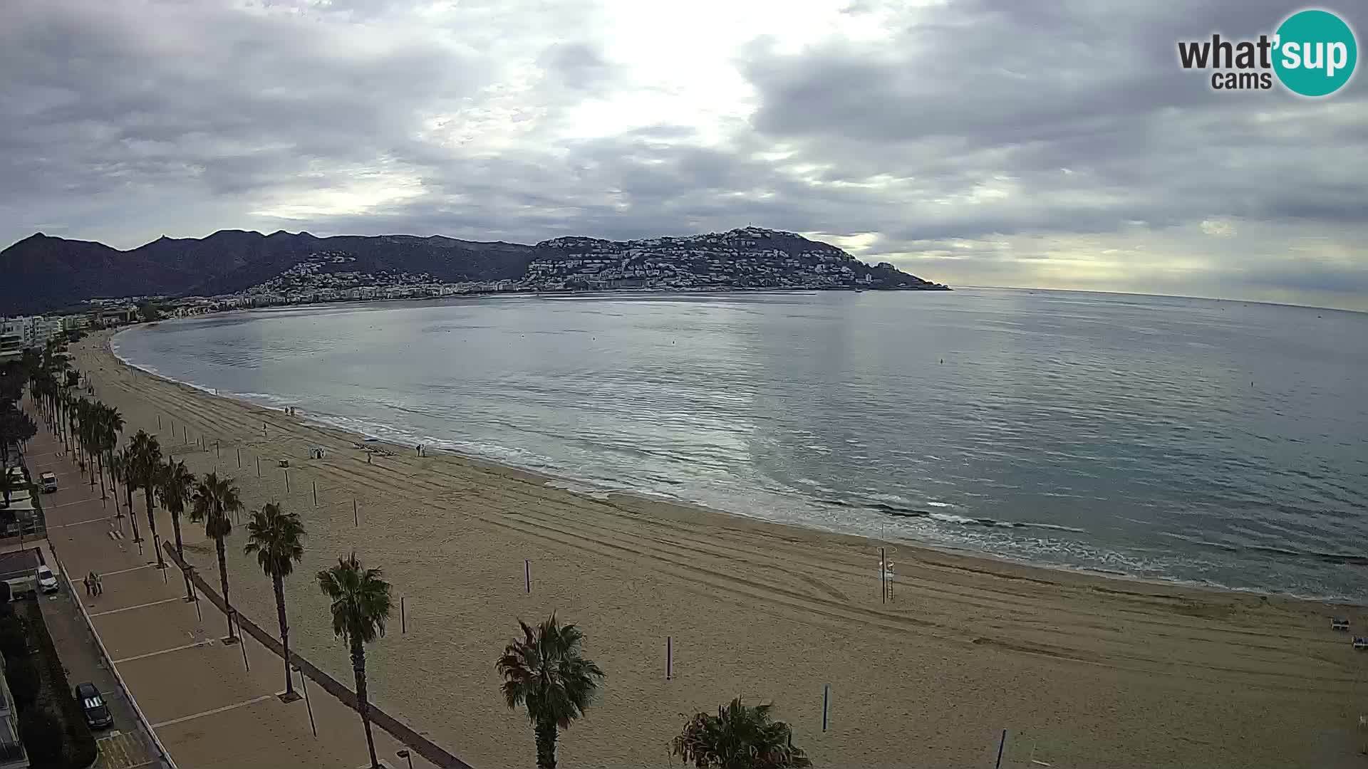 Live Roses Webcam Costa Brava beach view from MonteCarlo Hotel