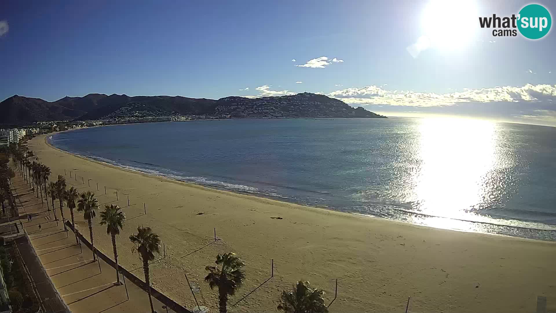 Roses camera en vivo playa Costa Brava- Hotel MonteCarlo