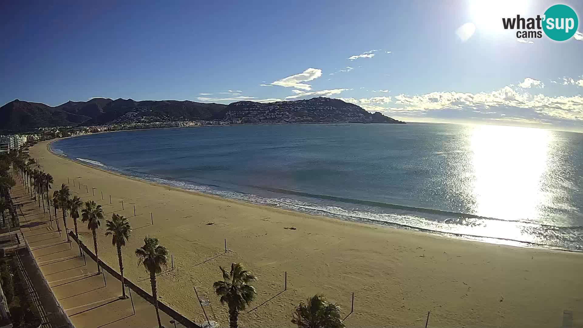 Roses camera en vivo playa Costa Brava- Hotel MonteCarlo