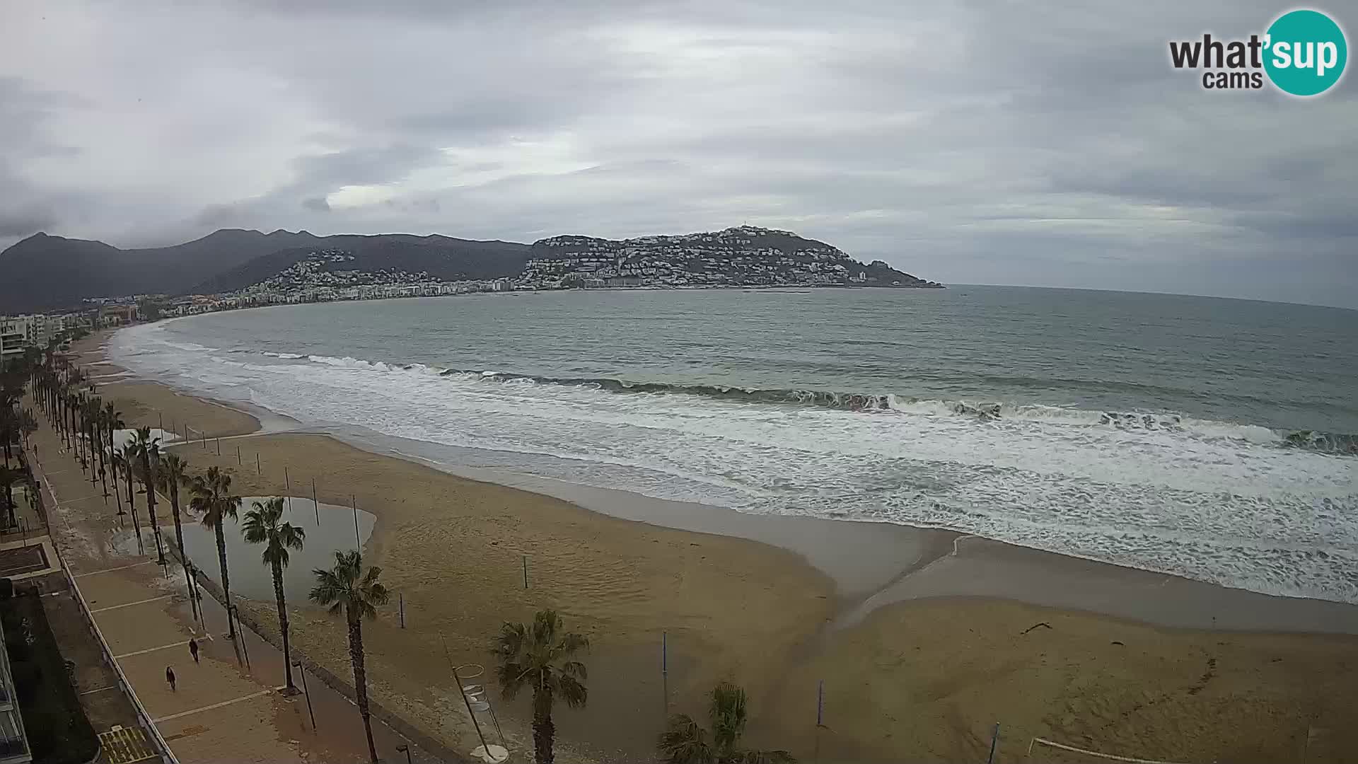 Live Roses Webcam Costa Brava beach view from MonteCarlo Hotel