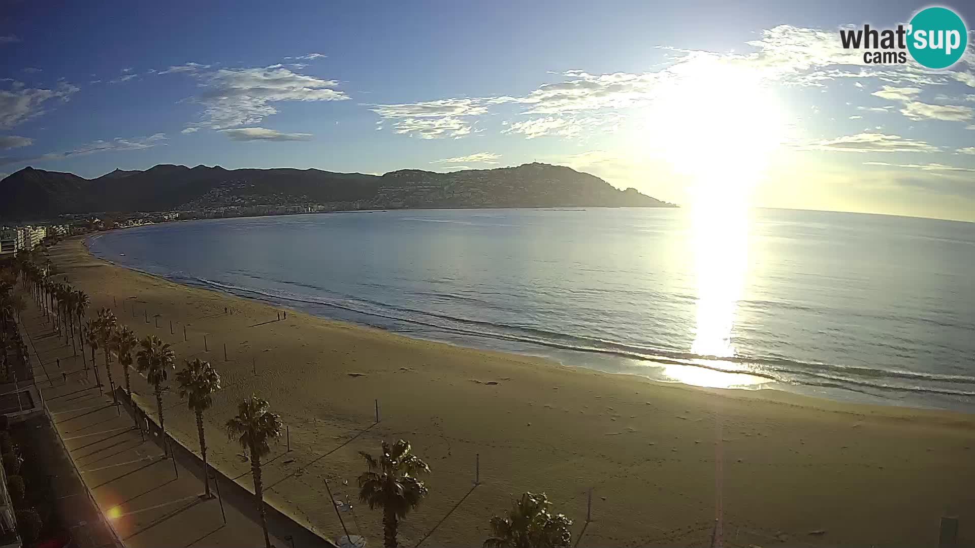 Live Roses Webcam Costa Brava beach view from MonteCarlo Hotel