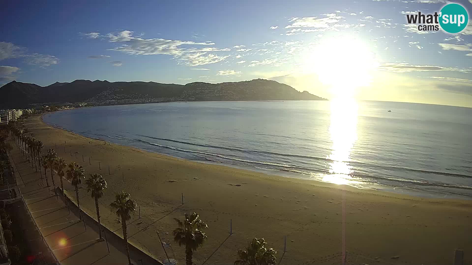 Live Roses Webcam Costa Brava beach view from MonteCarlo Hotel