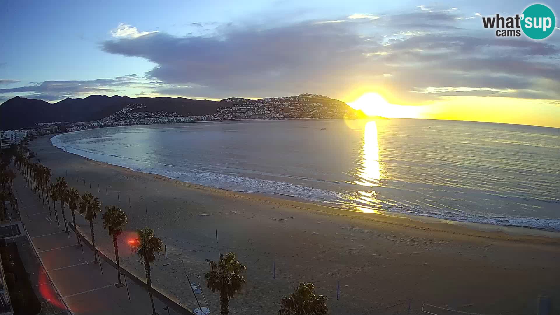 Live Roses Webcam Costa Brava beach view from MonteCarlo Hotel