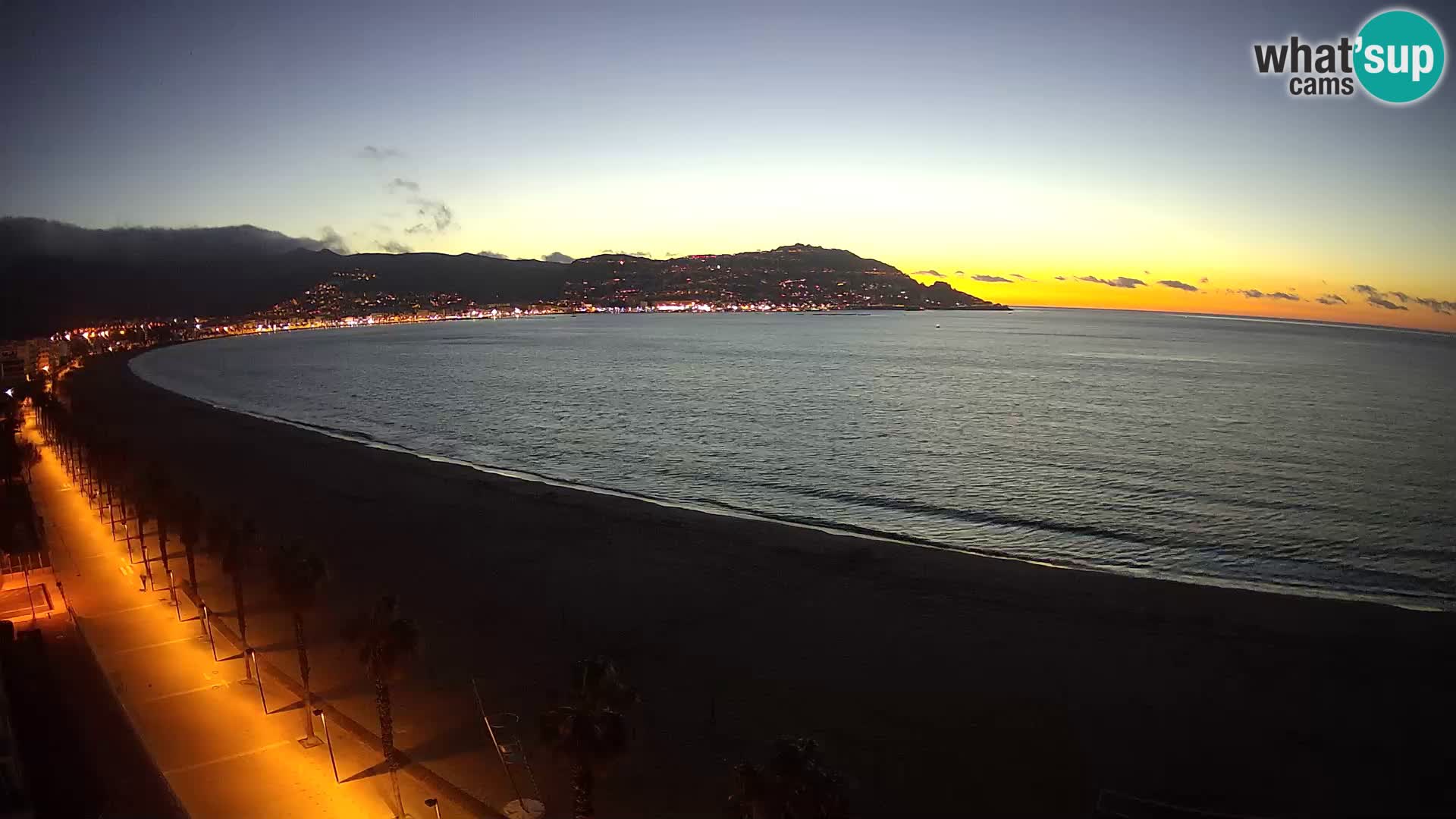 Live Roses Webcam Costa Brava beach view from MonteCarlo Hotel