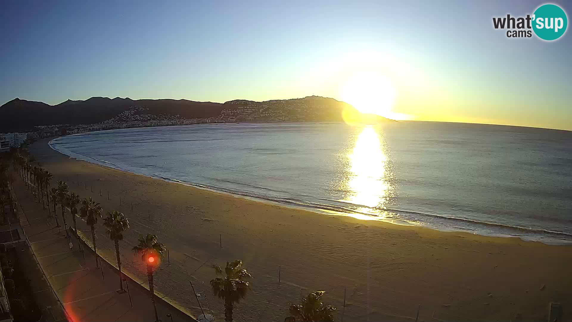 Live Roses Webcam Costa Brava beach view from MonteCarlo Hotel