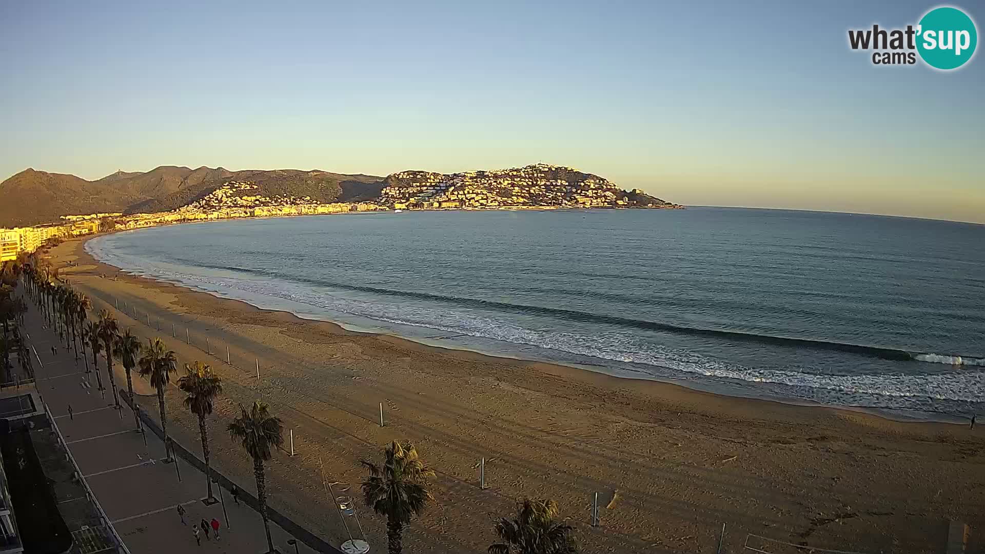 Live Roses Webcam Costa Brava beach view from MonteCarlo Hotel