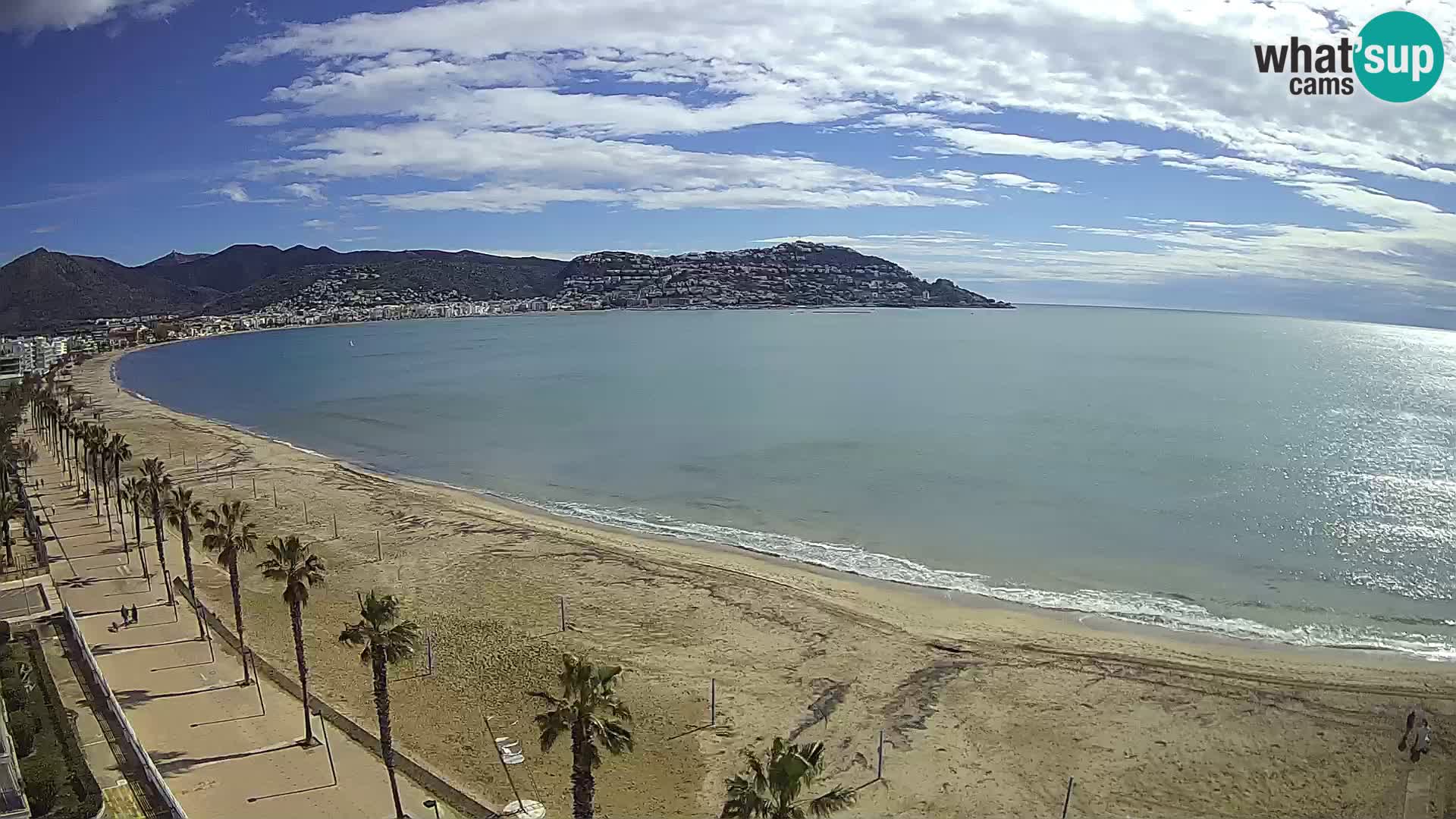 Live Roses Webcam Costa Brava beach view from MonteCarlo Hotel