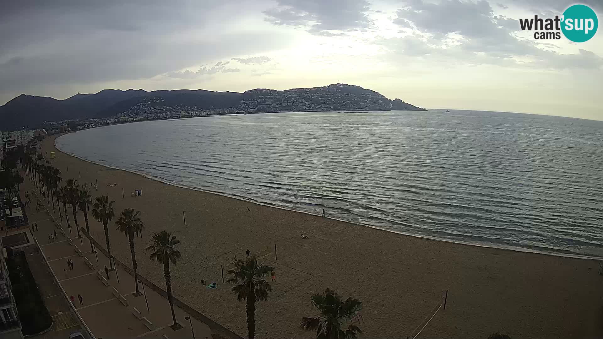 Live Roses Webcam Costa Brava beach view from MonteCarlo Hotel