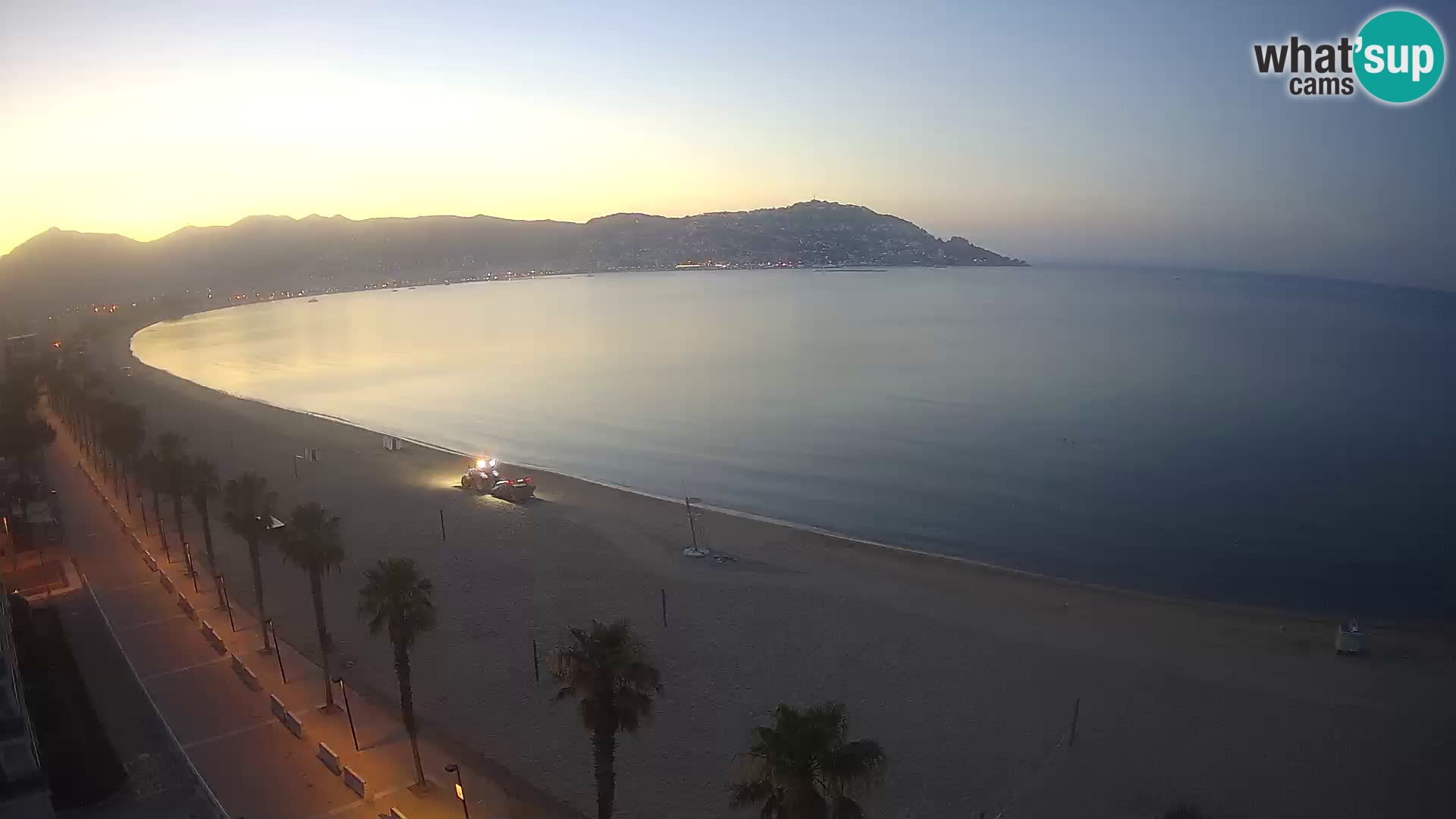 Live Roses Webcam Costa Brava beach view from MonteCarlo Hotel