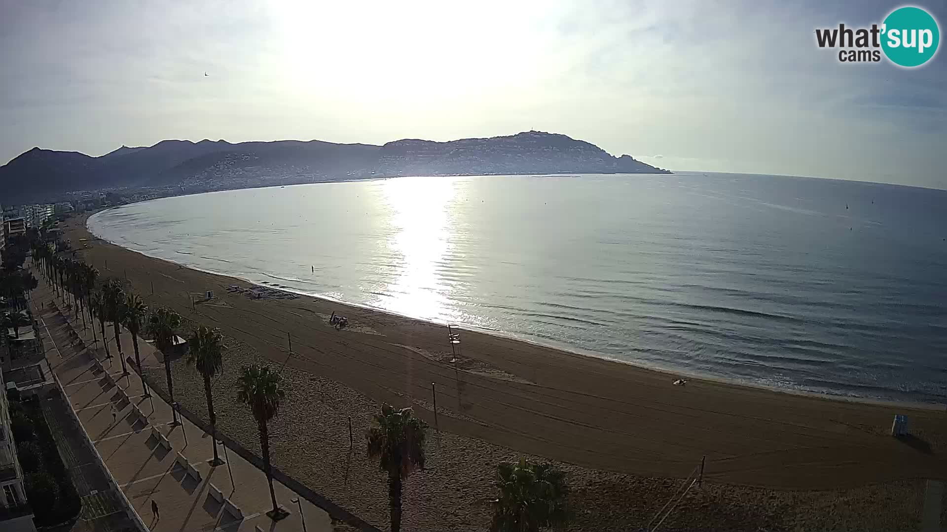 Live Roses Webcam Costa Brava beach view from MonteCarlo Hotel