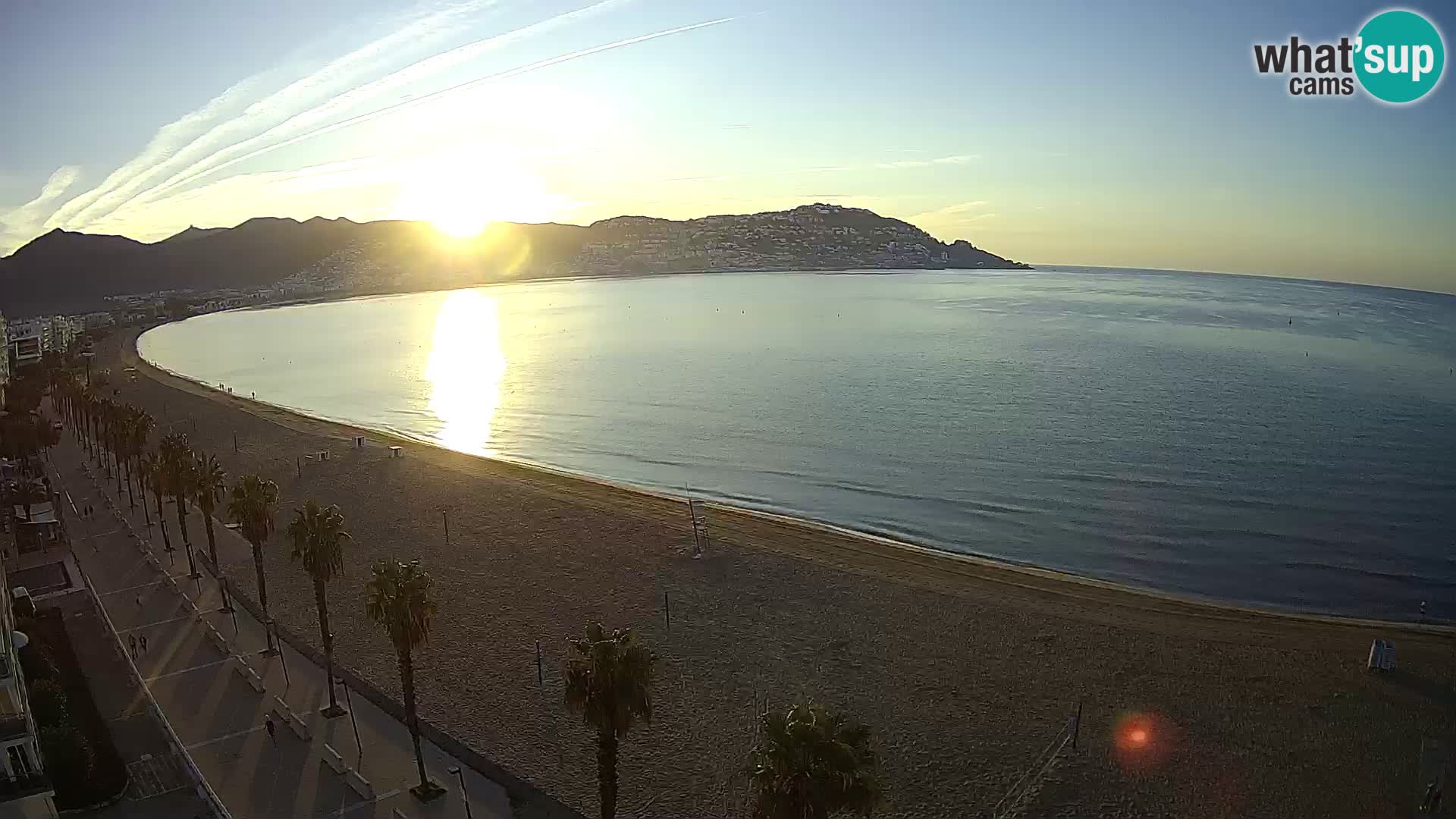 Live Roses Webcam Costa Brava beach view from MonteCarlo Hotel