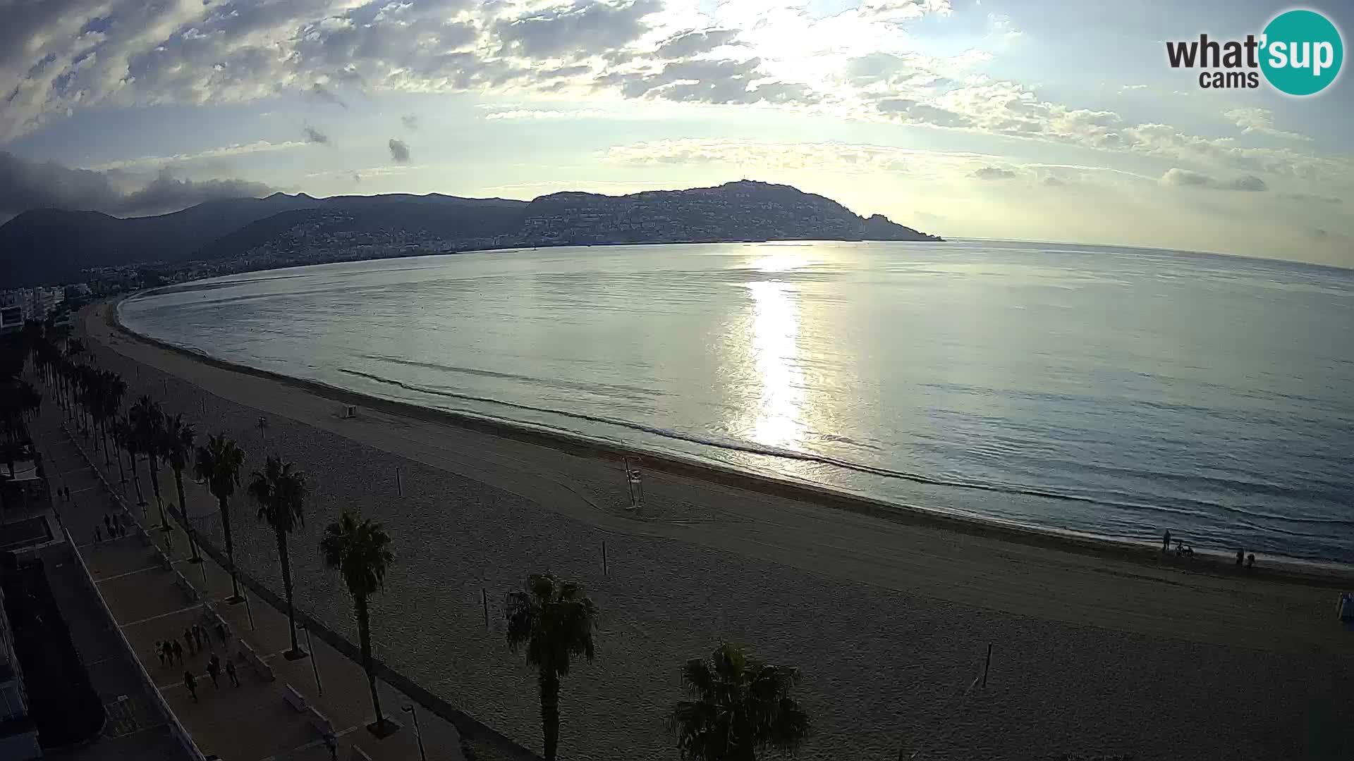 Live Roses Webcam Costa Brava beach view from MonteCarlo Hotel