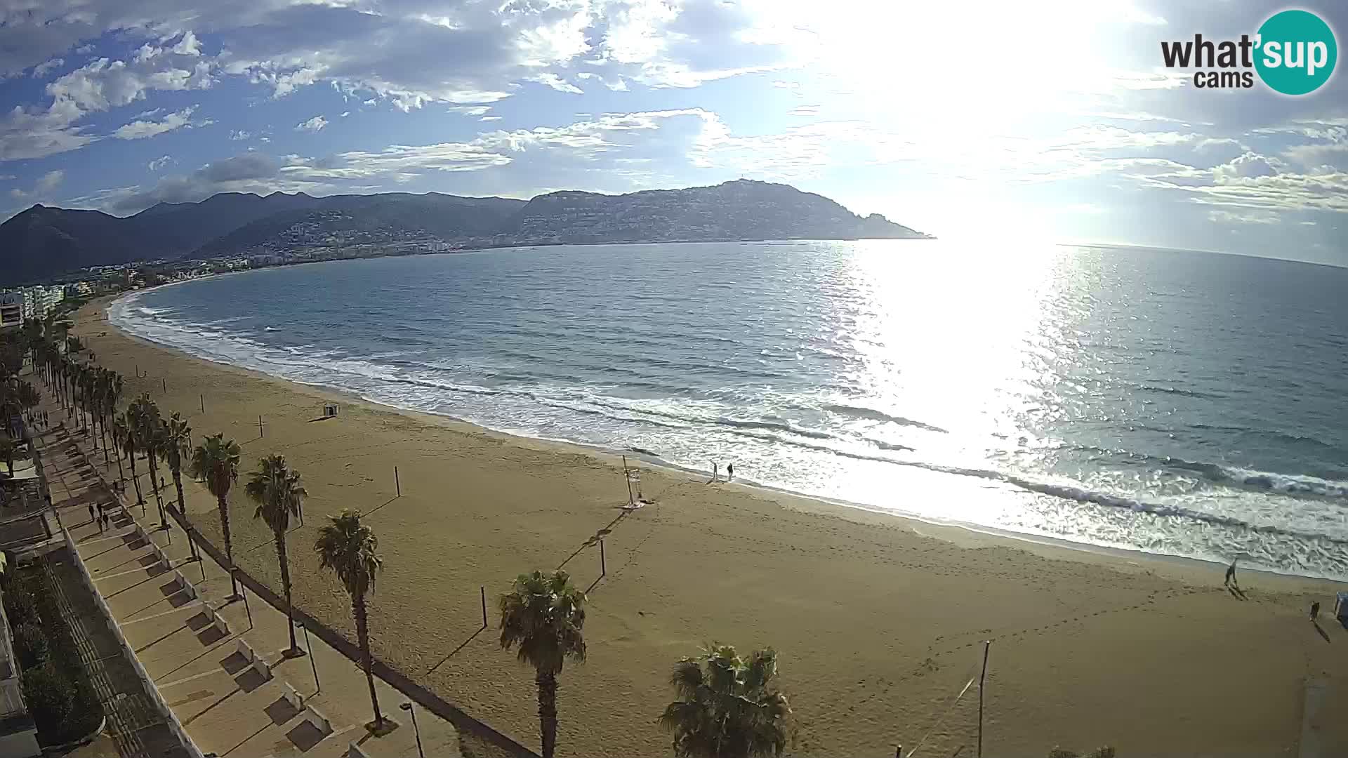 Live Roses Webcam Costa Brava beach view from MonteCarlo Hotel