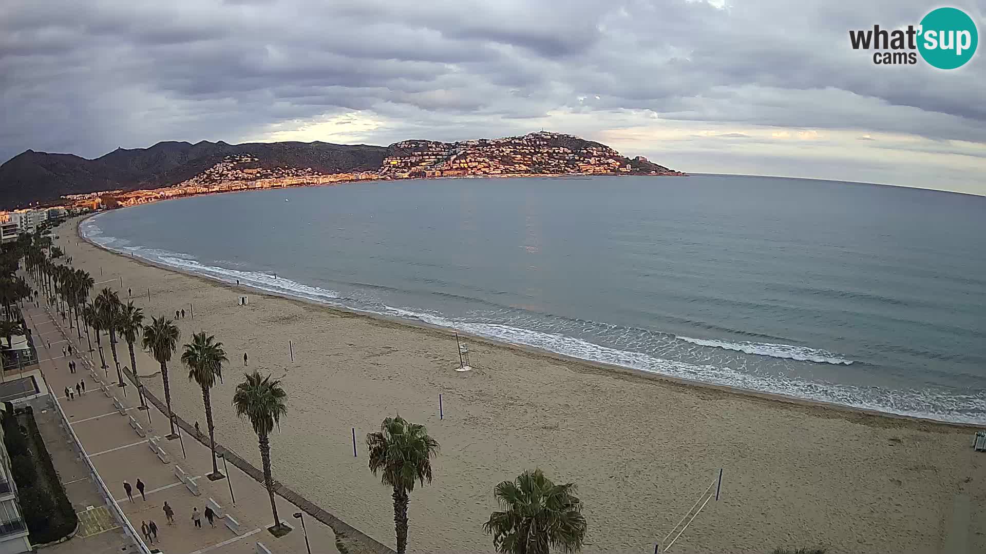 Live Roses Webcam Costa Brava beach view from MonteCarlo Hotel