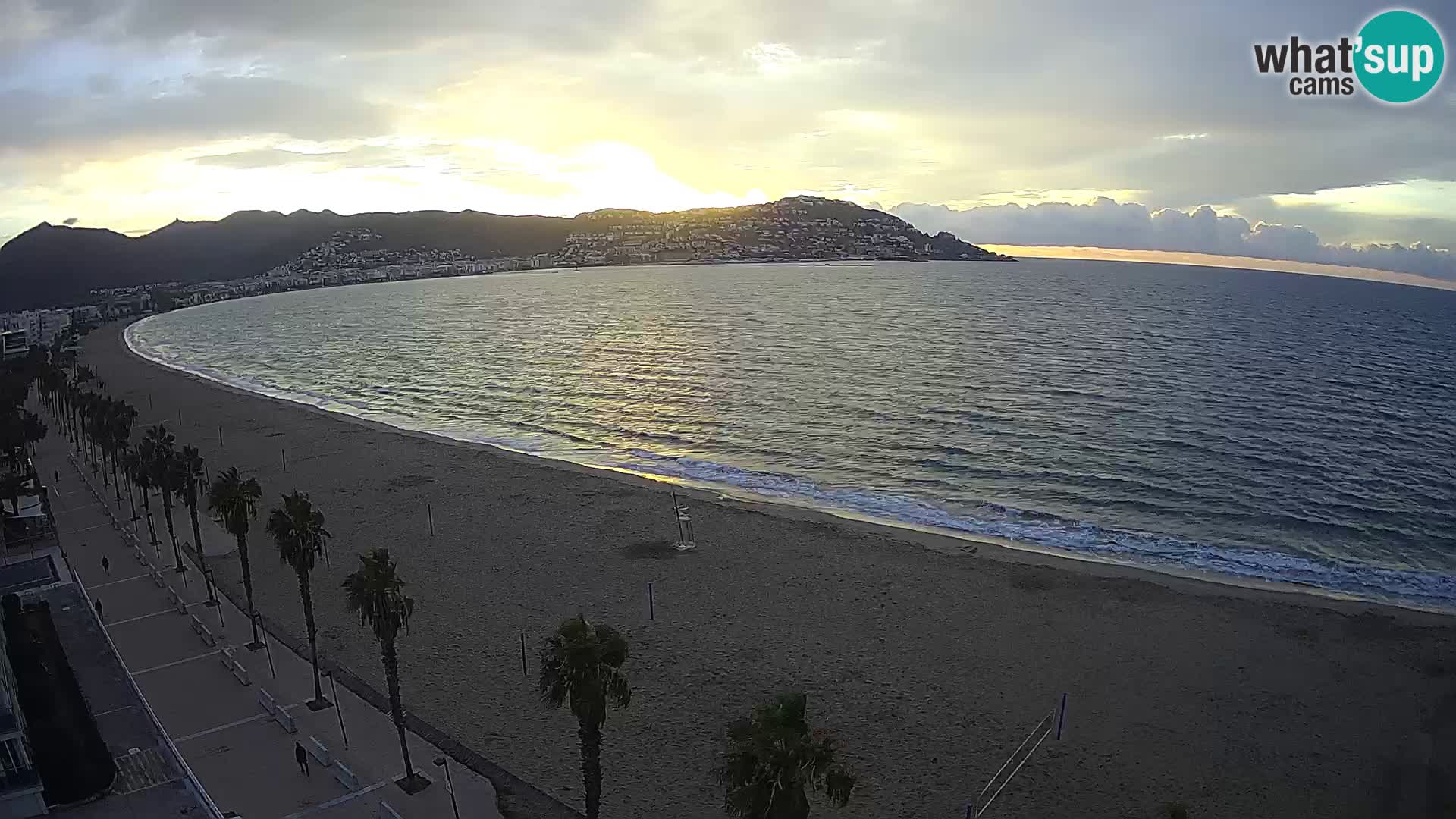 Live Roses Webcam Costa Brava beach view from MonteCarlo Hotel