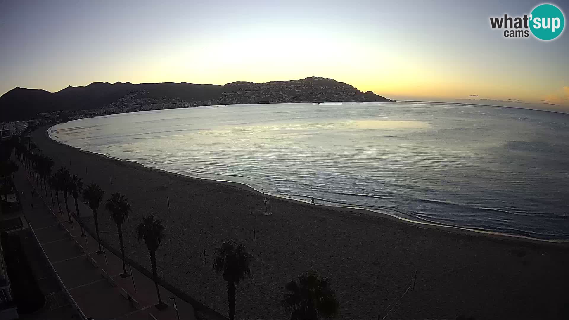 Live Roses Webcam Costa Brava beach view from MonteCarlo Hotel