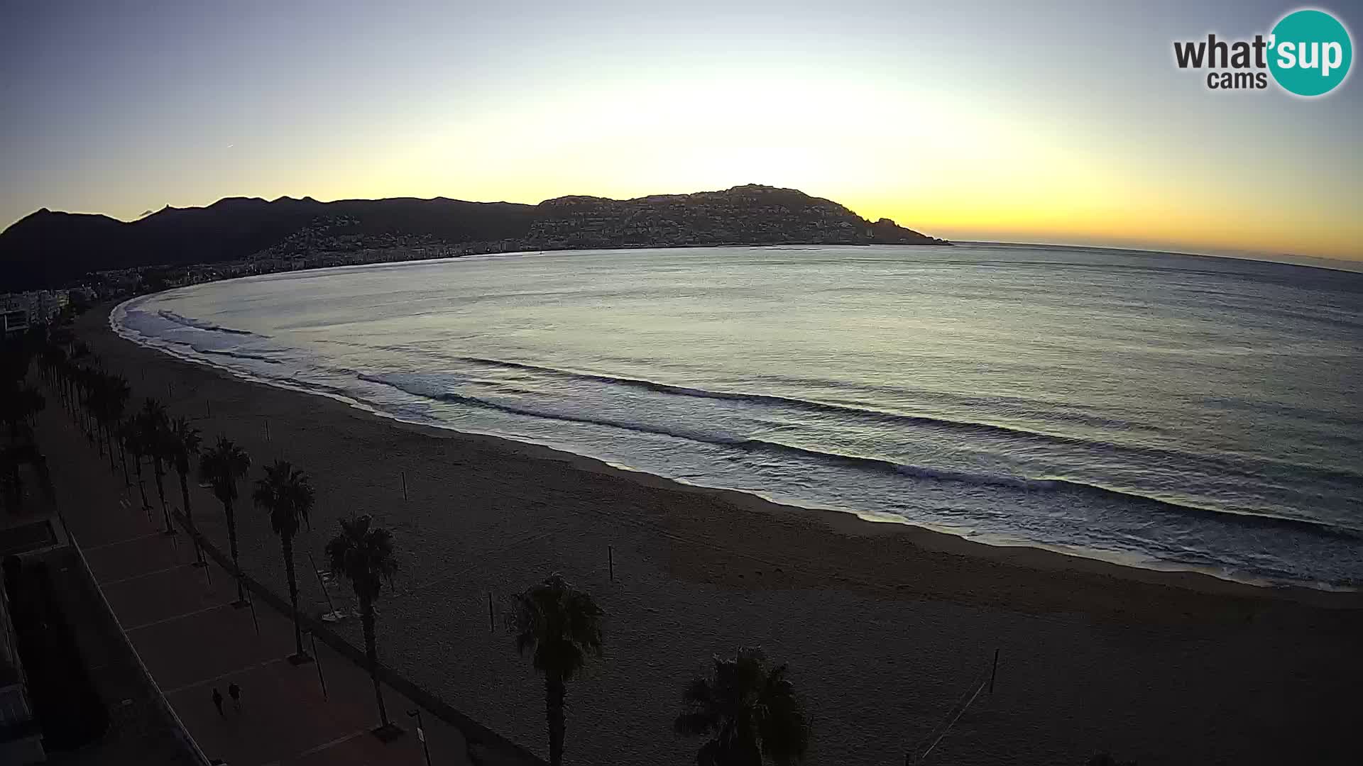 Live Roses Webcam Costa Brava beach view from MonteCarlo Hotel