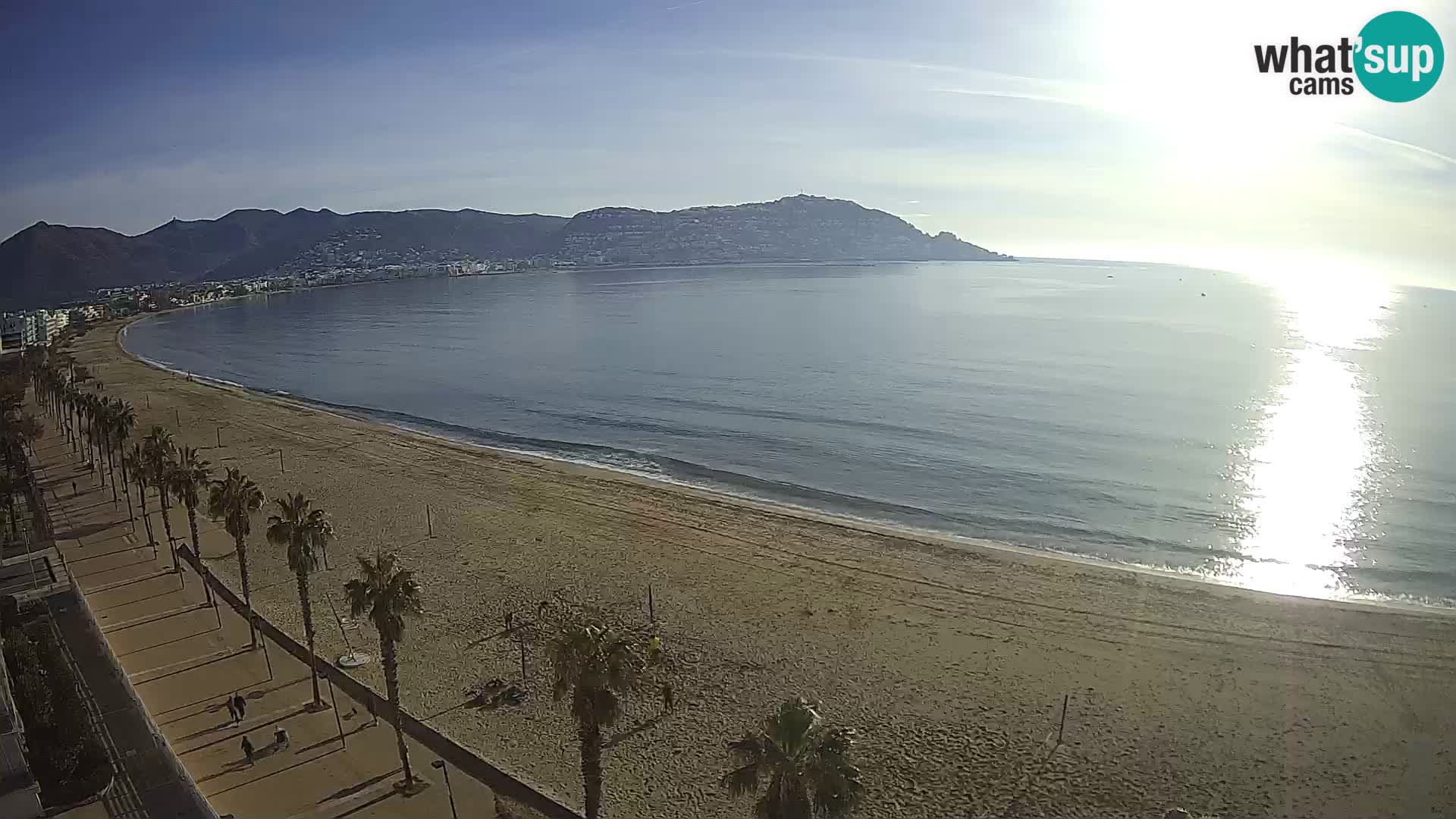 Live Roses Webcam Costa Brava beach view from MonteCarlo Hotel