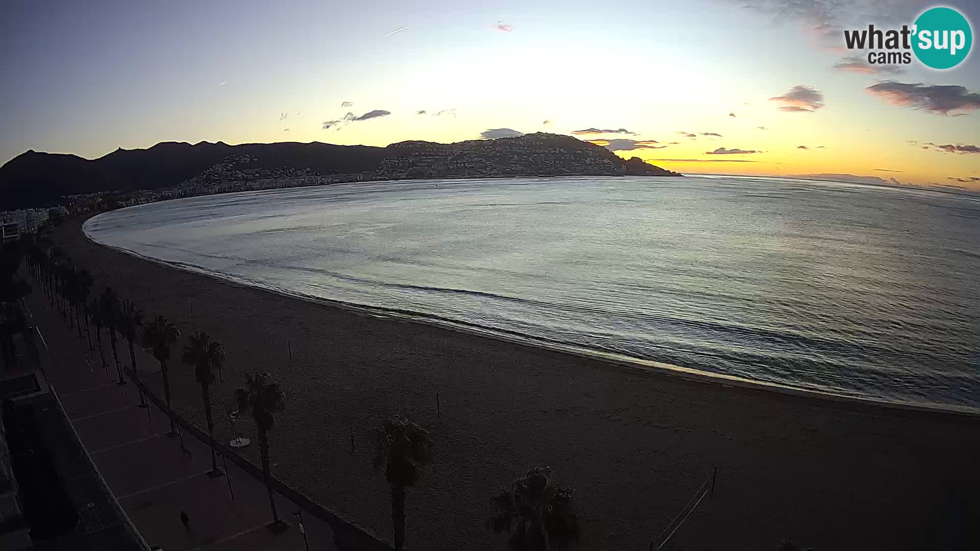 Live Roses Webcam Costa Brava beach view from MonteCarlo Hotel