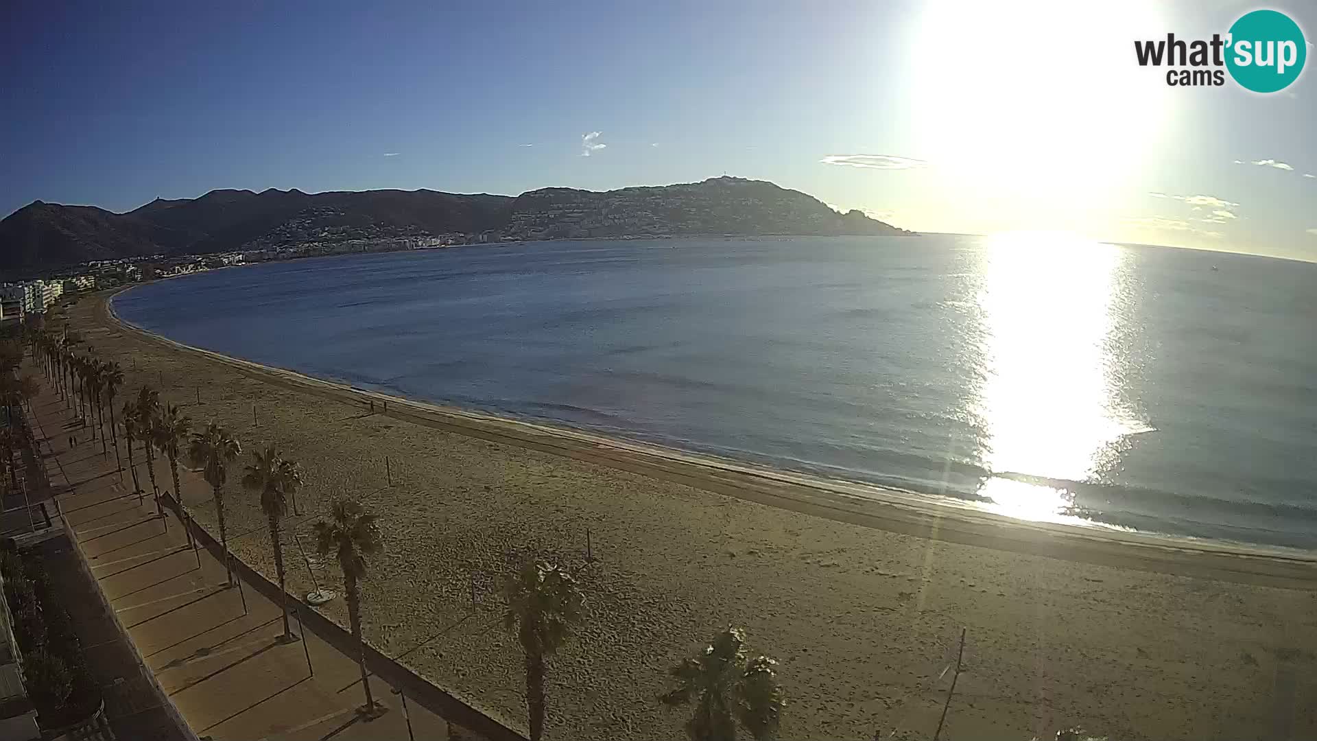 Live Roses Webcam Costa Brava beach view from MonteCarlo Hotel