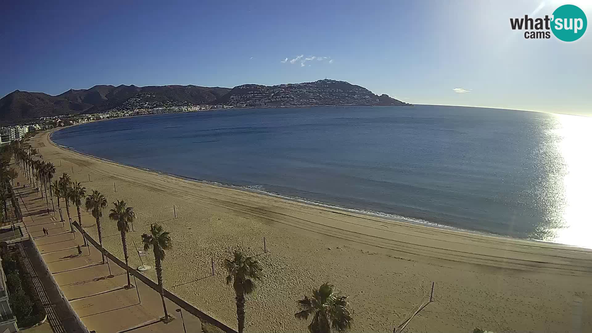 Live Roses Webcam Costa Brava beach view from MonteCarlo Hotel