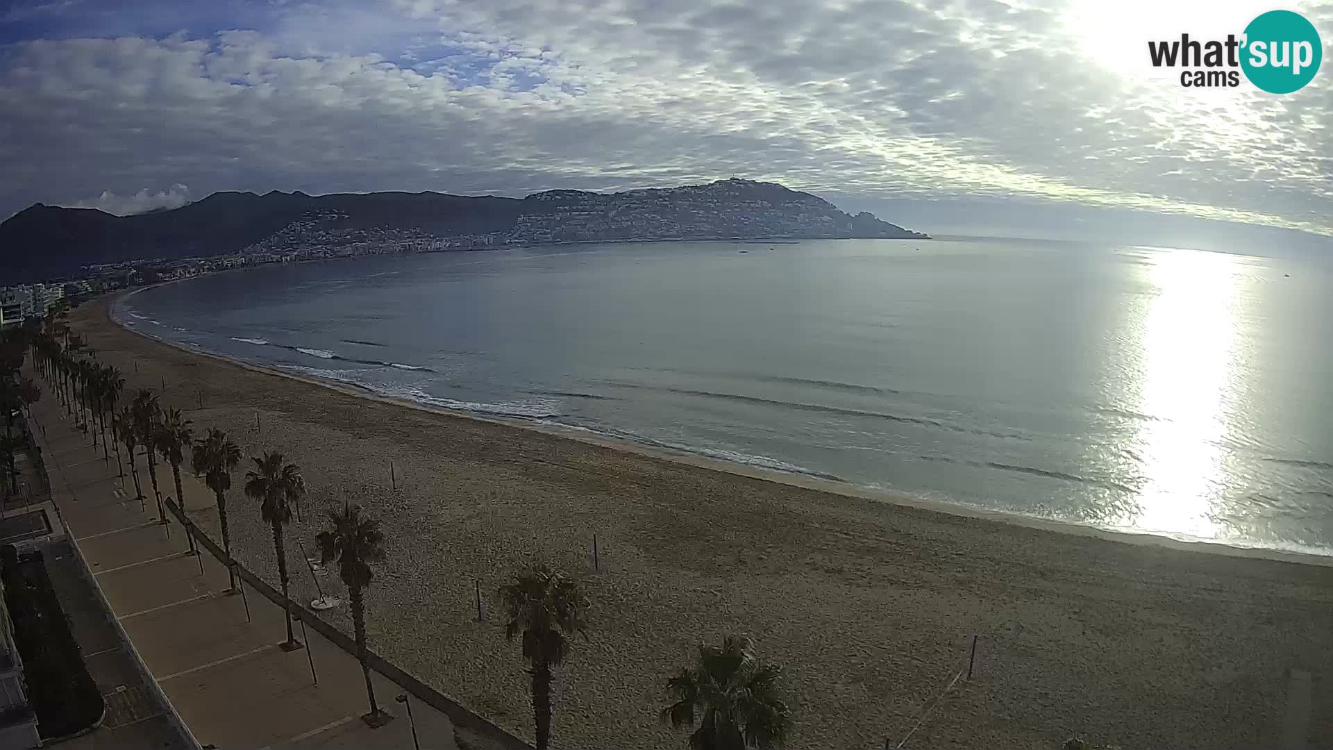 Live Roses Webcam Costa Brava beach view from MonteCarlo Hotel