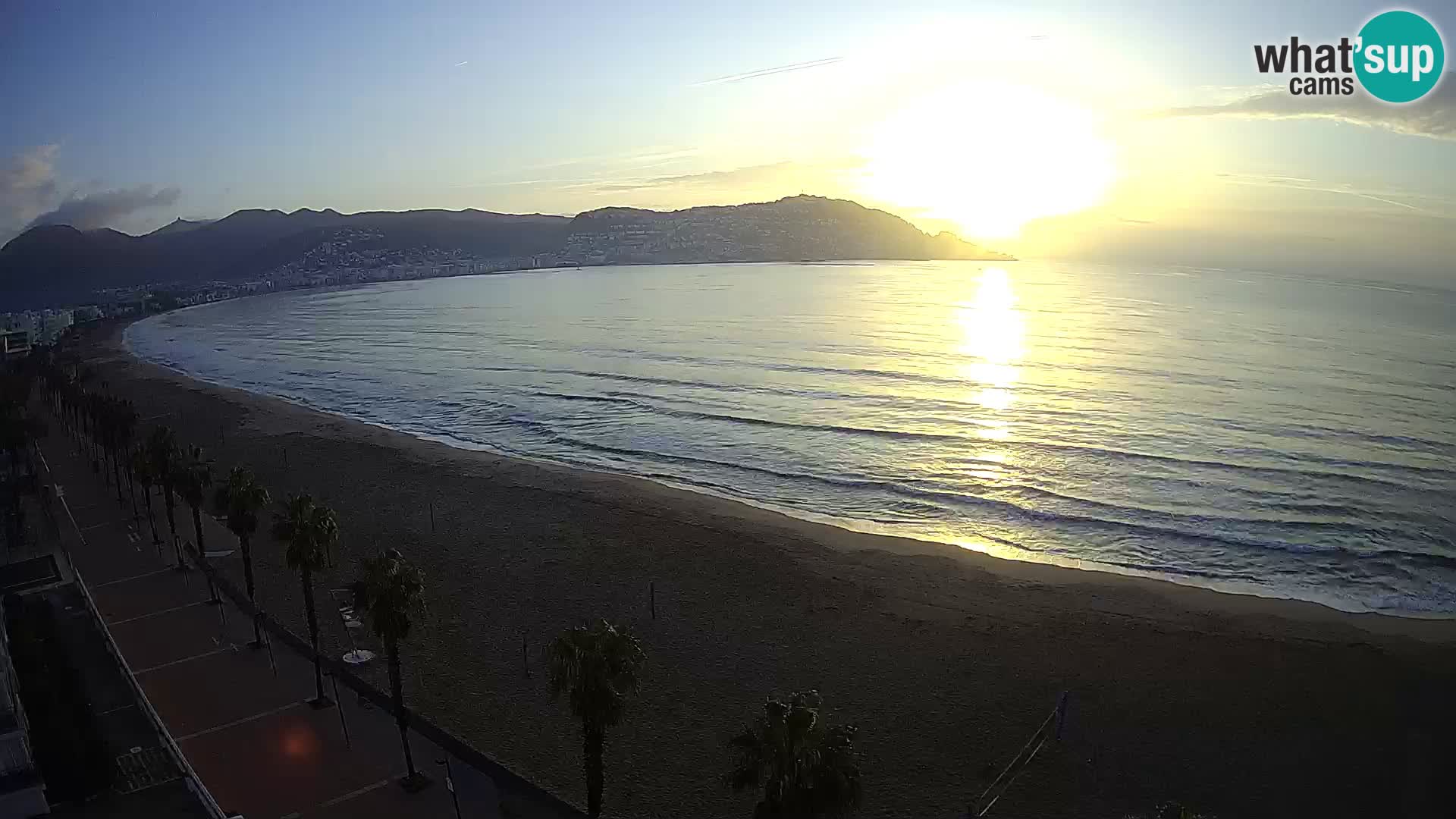 Live Roses Webcam Costa Brava beach view from MonteCarlo Hotel