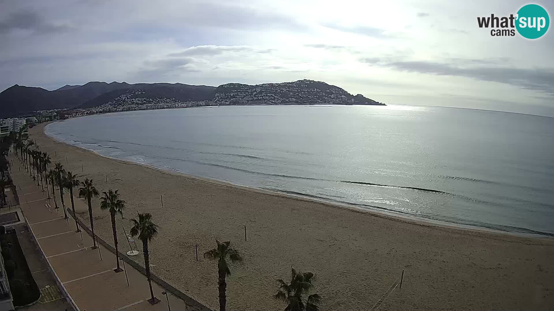 Live Roses Webcam Costa Brava beach view from MonteCarlo Hotel
