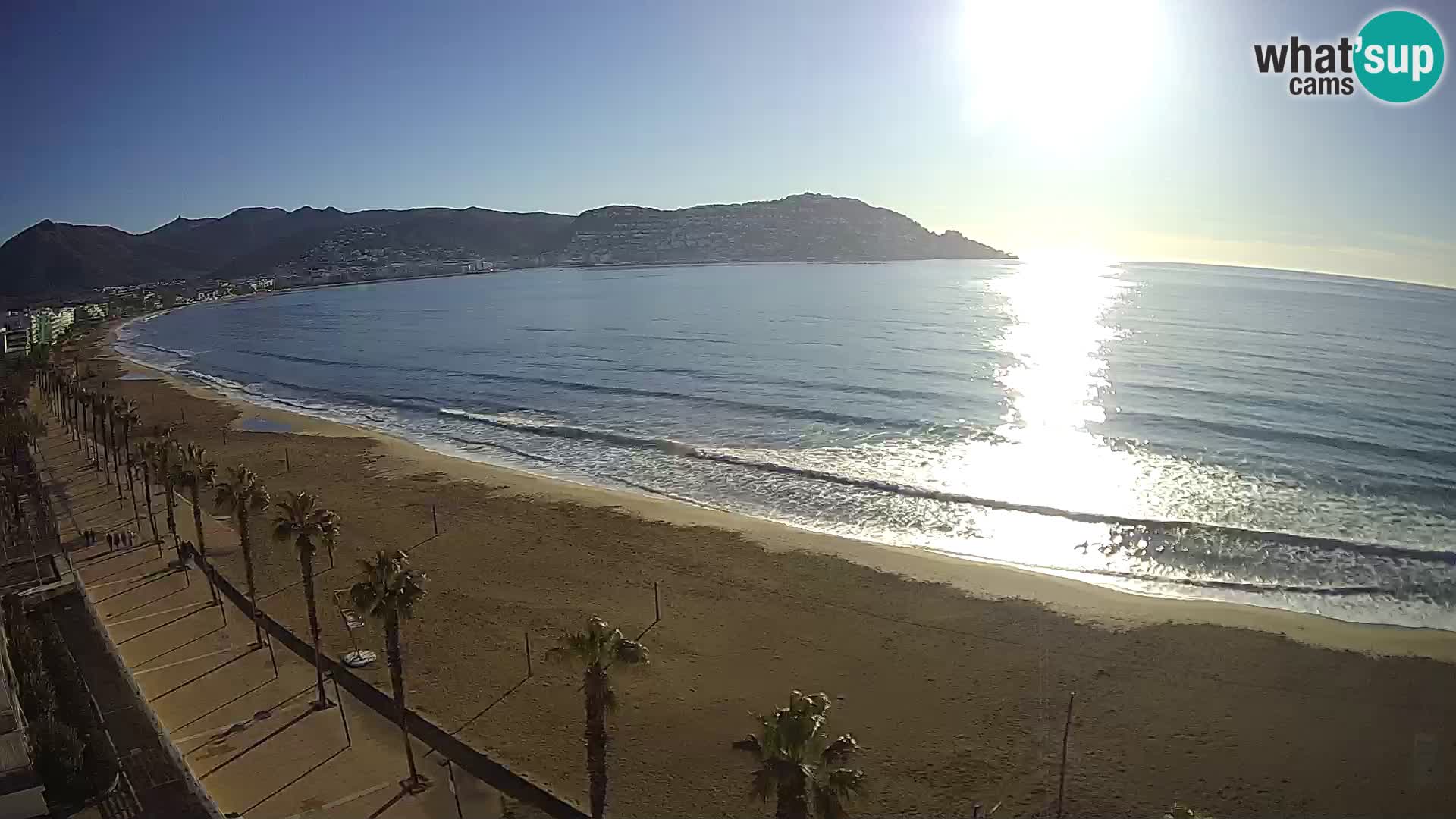 Live Roses Webcam Costa Brava beach view from MonteCarlo Hotel