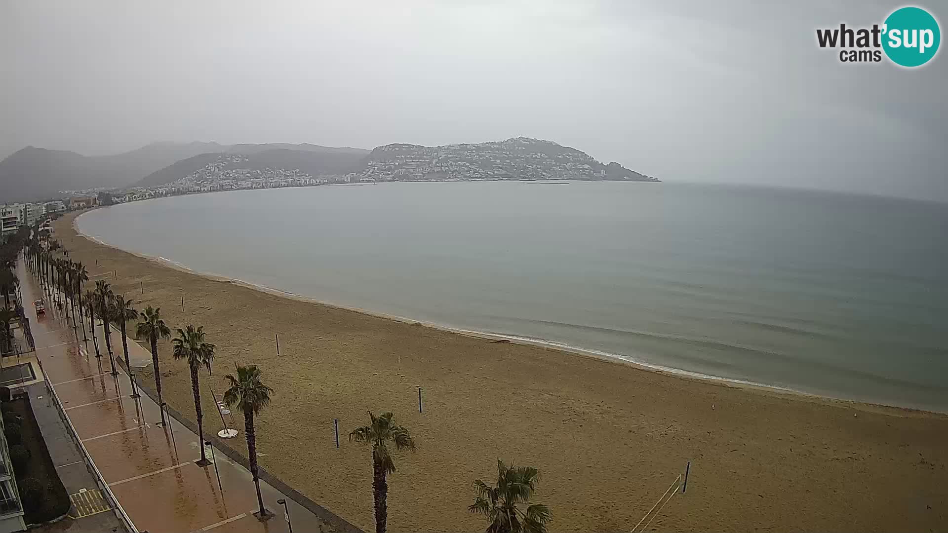 Live Roses Webcam Costa Brava beach view from MonteCarlo Hotel