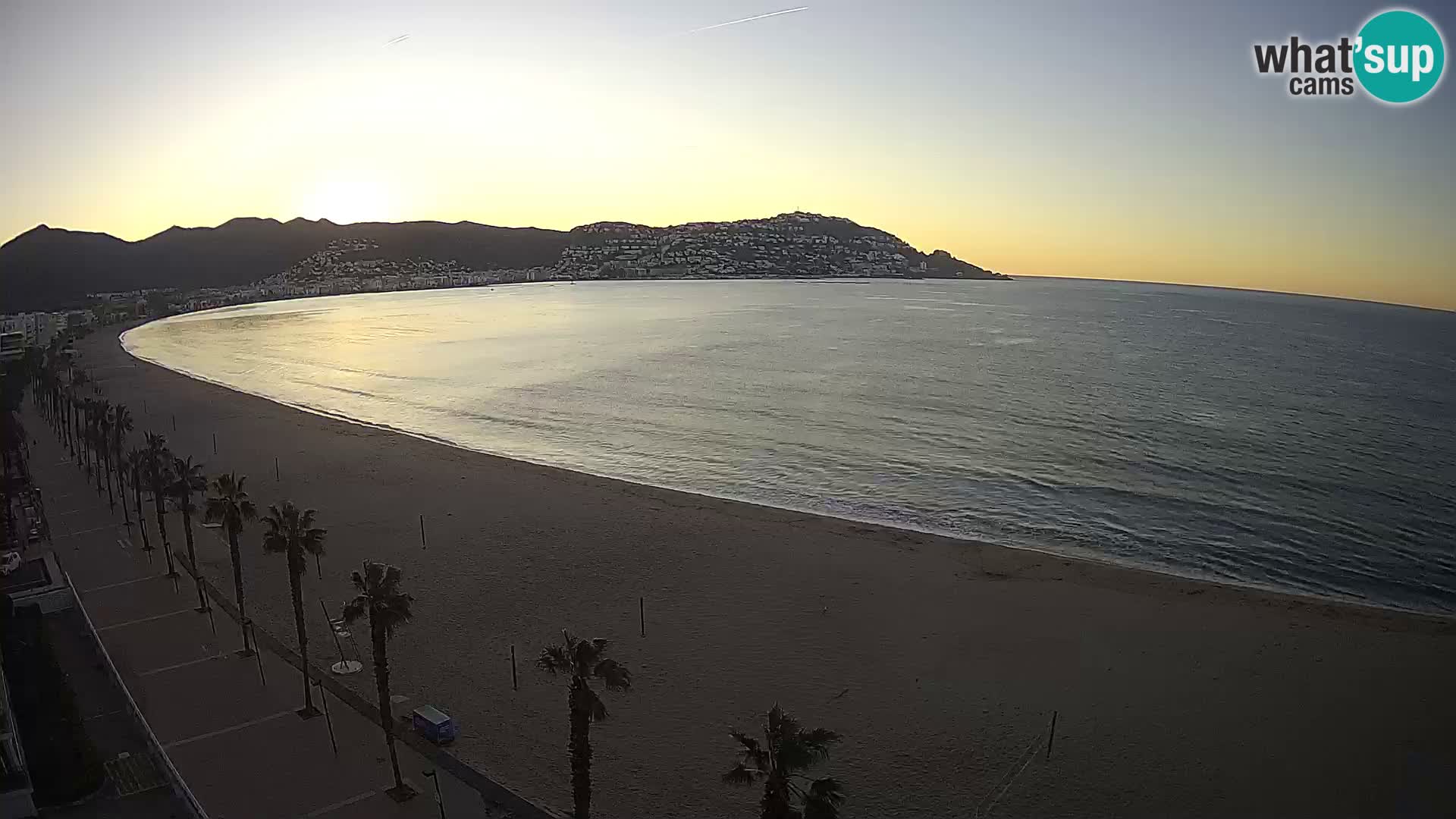 Live Roses Webcam Costa Brava beach view from MonteCarlo Hotel