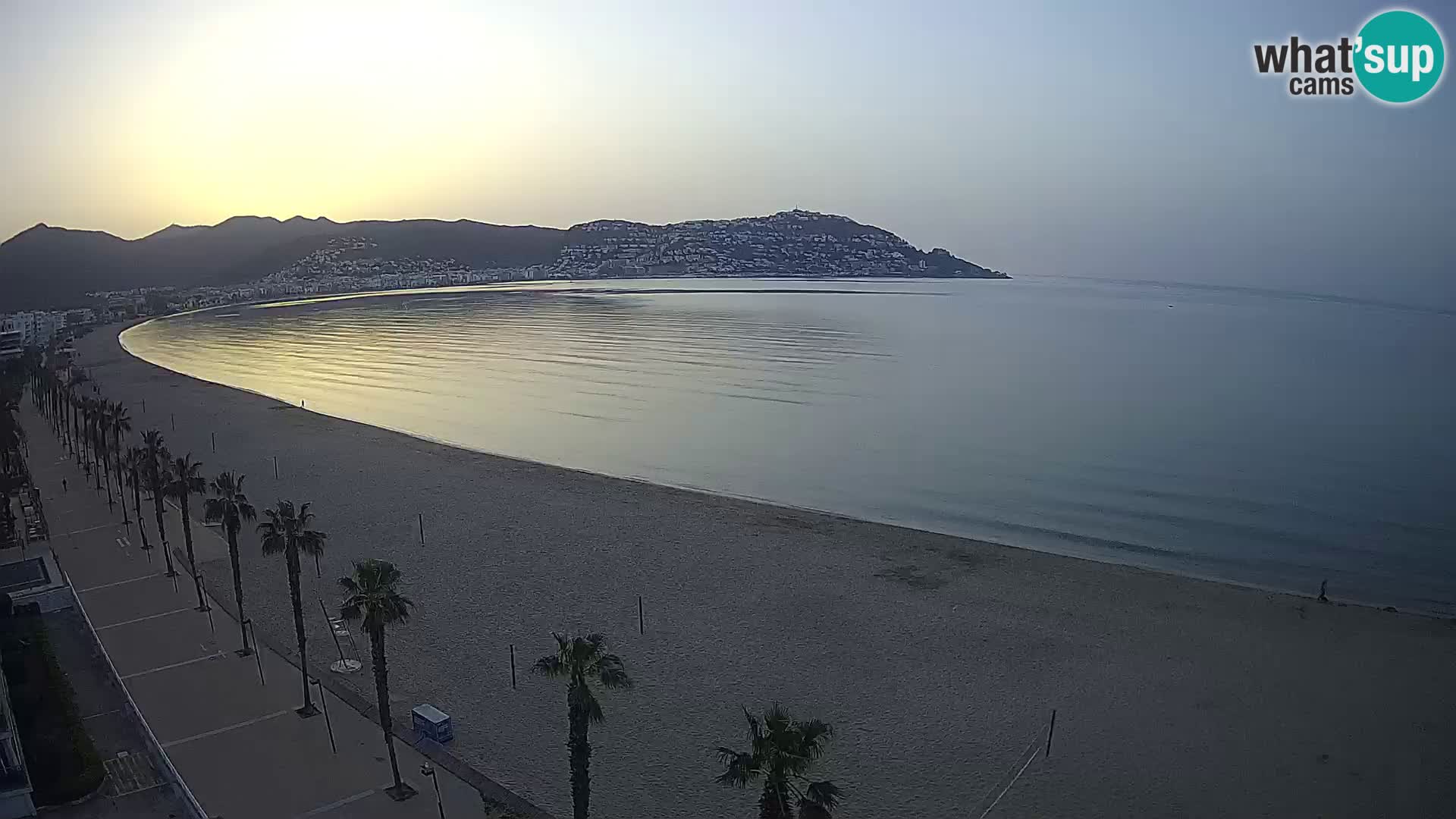Live Roses Webcam Costa Brava beach view from MonteCarlo Hotel