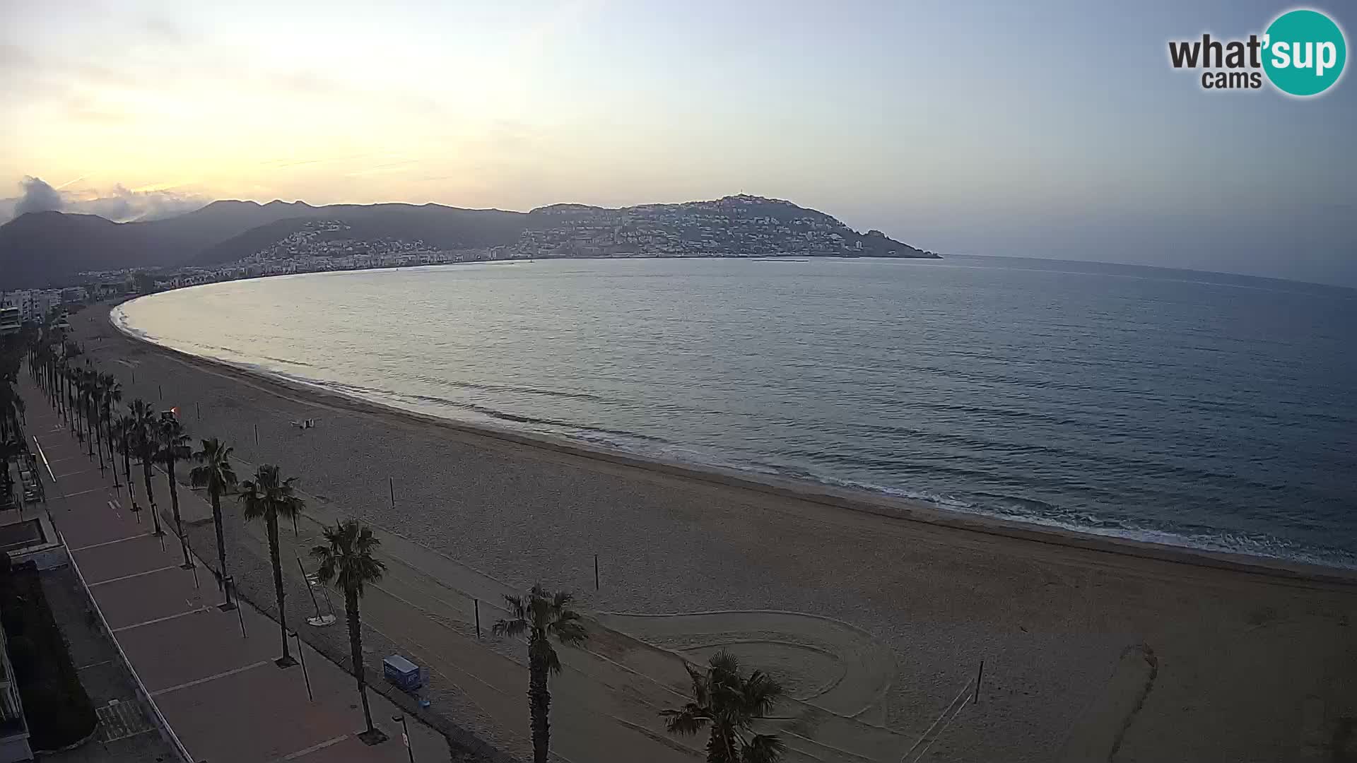 Live Roses Webcam Costa Brava beach view from MonteCarlo Hotel