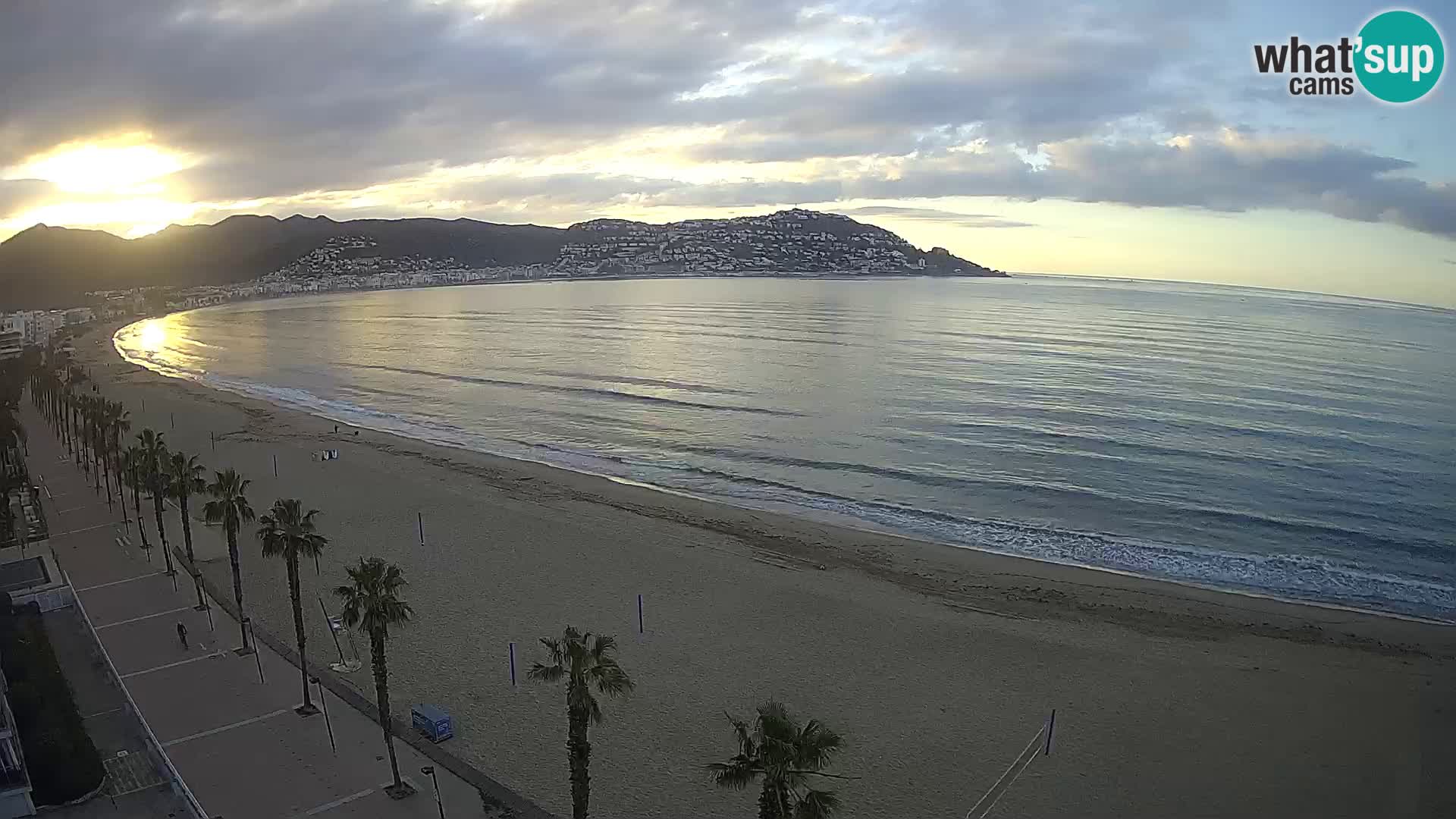 Live Roses Webcam Costa Brava beach view from MonteCarlo Hotel