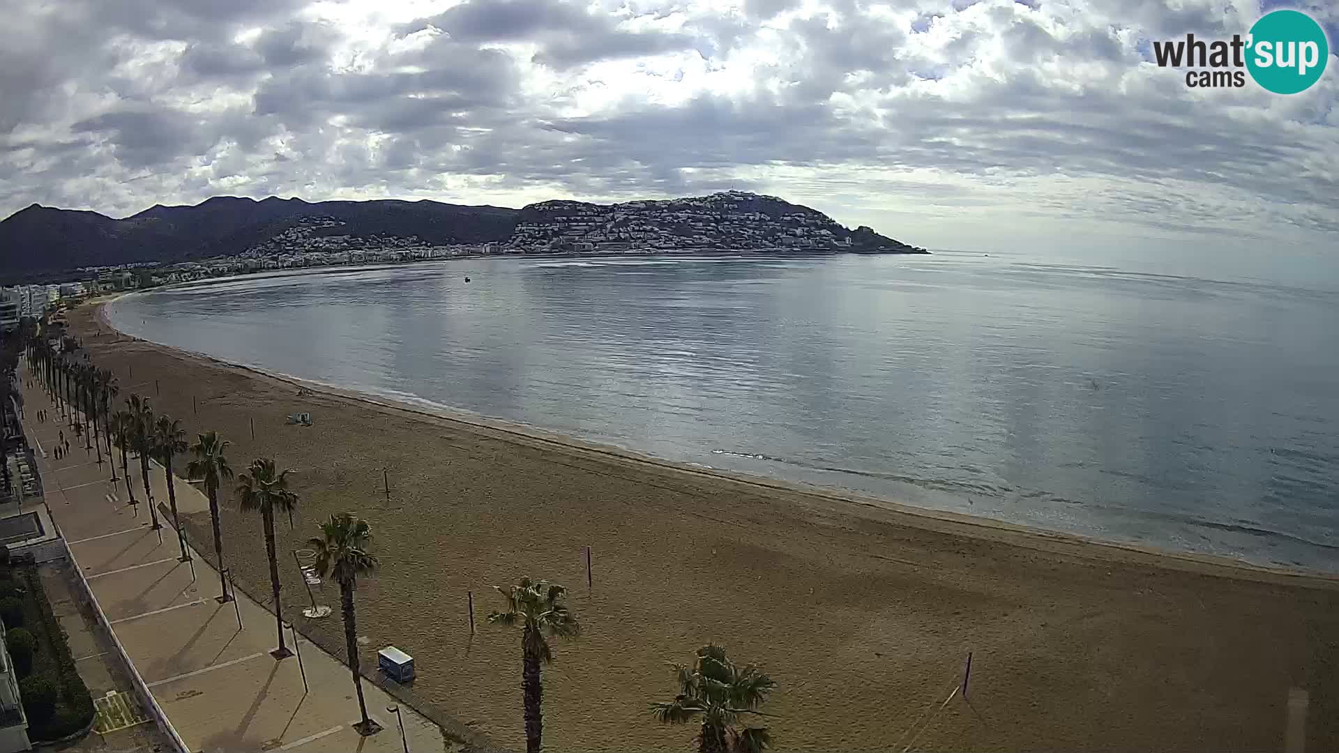 Live Roses Webcam Costa Brava beach view from MonteCarlo Hotel
