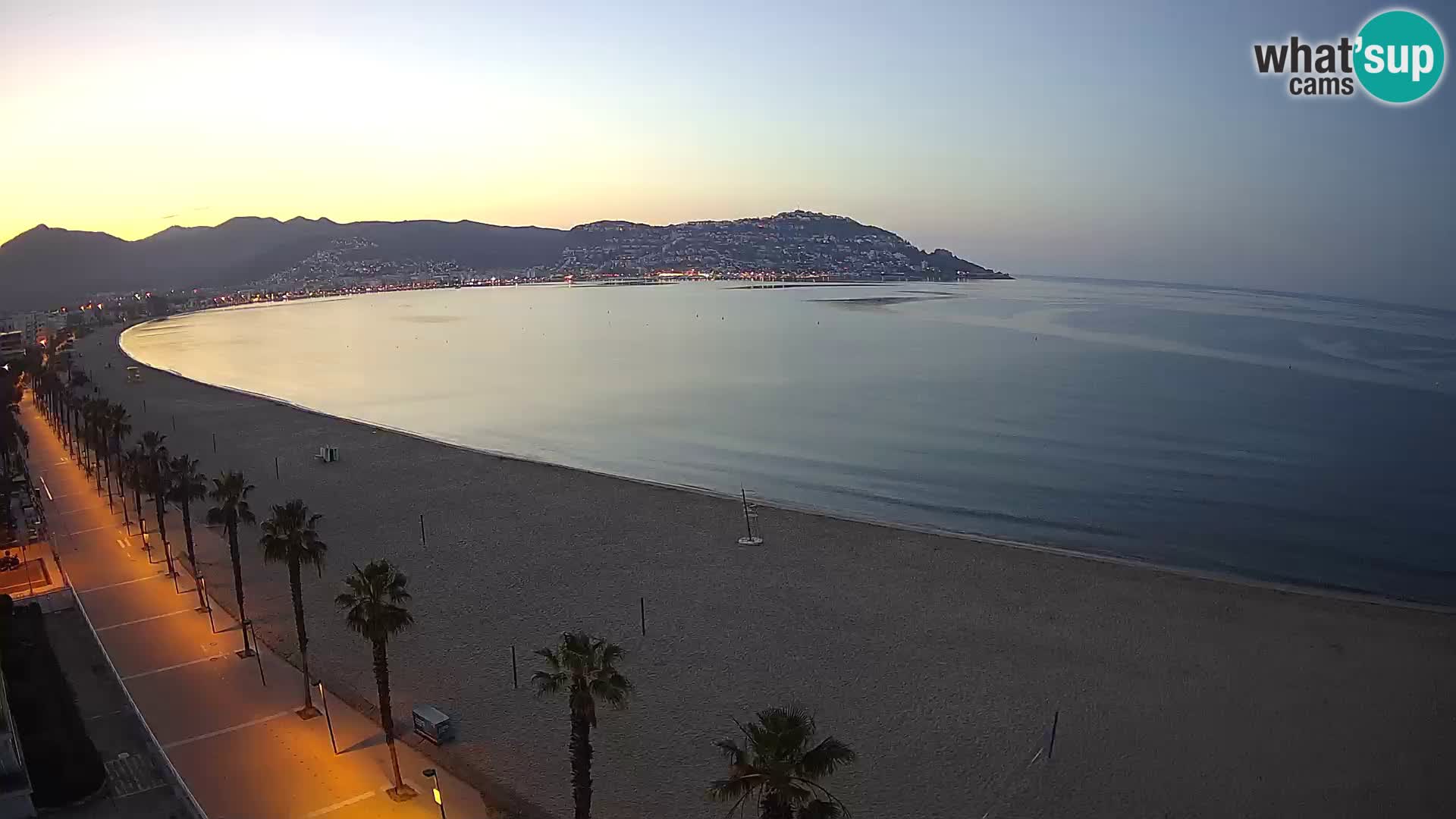 Live Roses Webcam Costa Brava beach view from MonteCarlo Hotel