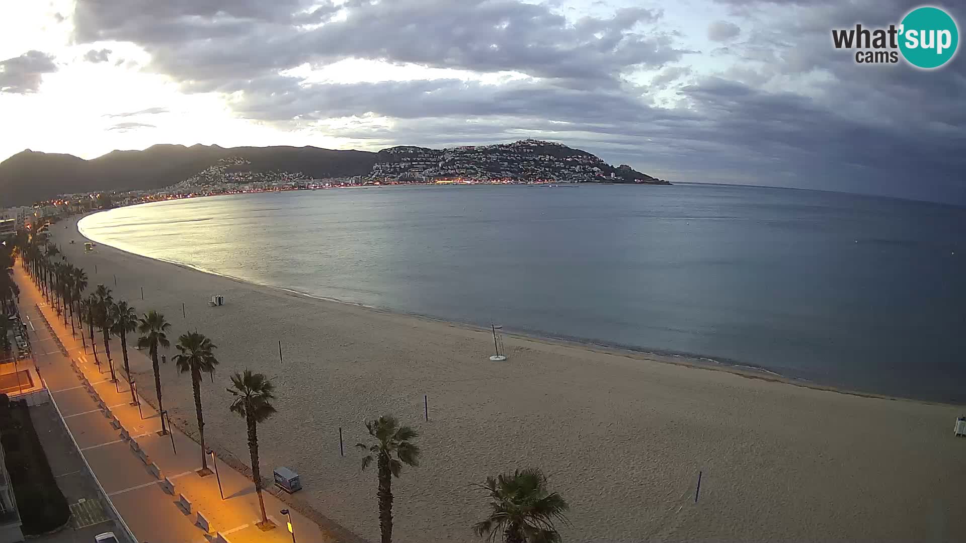 Live Roses Webcam Costa Brava beach view from MonteCarlo Hotel