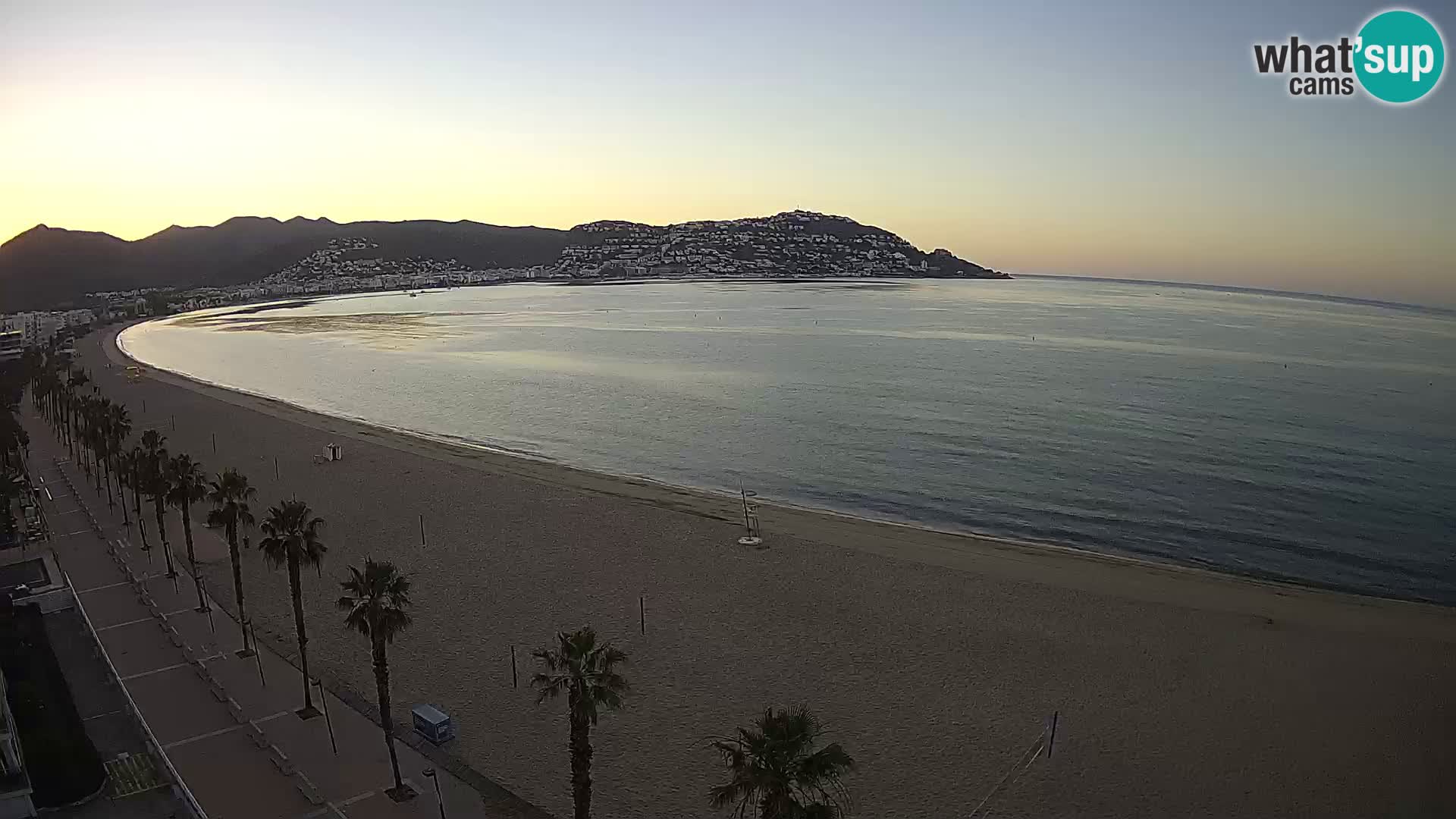 Live Roses Webcam Costa Brava beach view from MonteCarlo Hotel