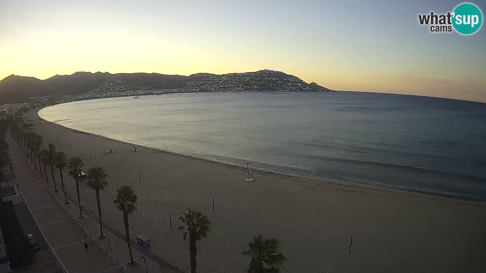 Live Roses Webcam Costa Brava beach view from MonteCarlo Hotel