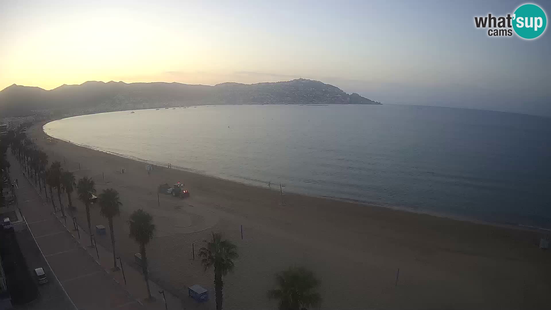 Live Roses Webcam Costa Brava beach view from MonteCarlo Hotel