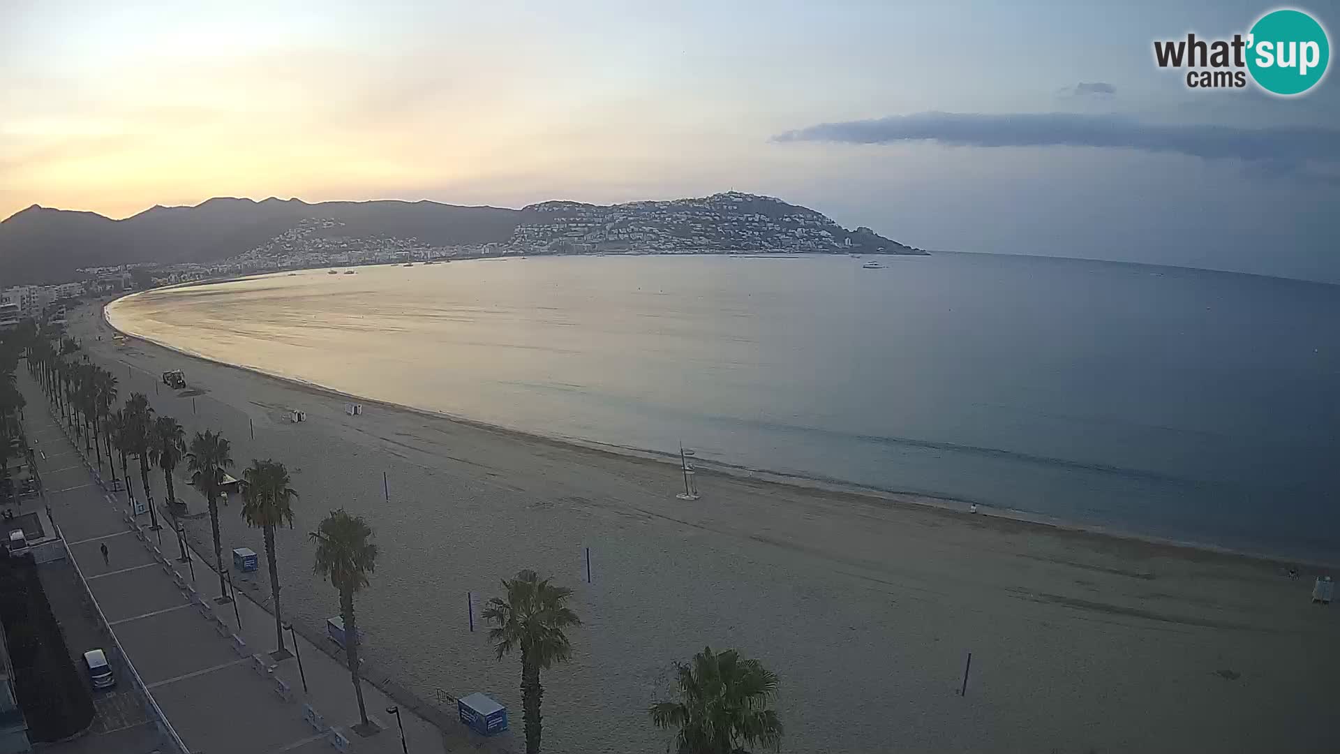 Live Roses Webcam Costa Brava beach view from MonteCarlo Hotel