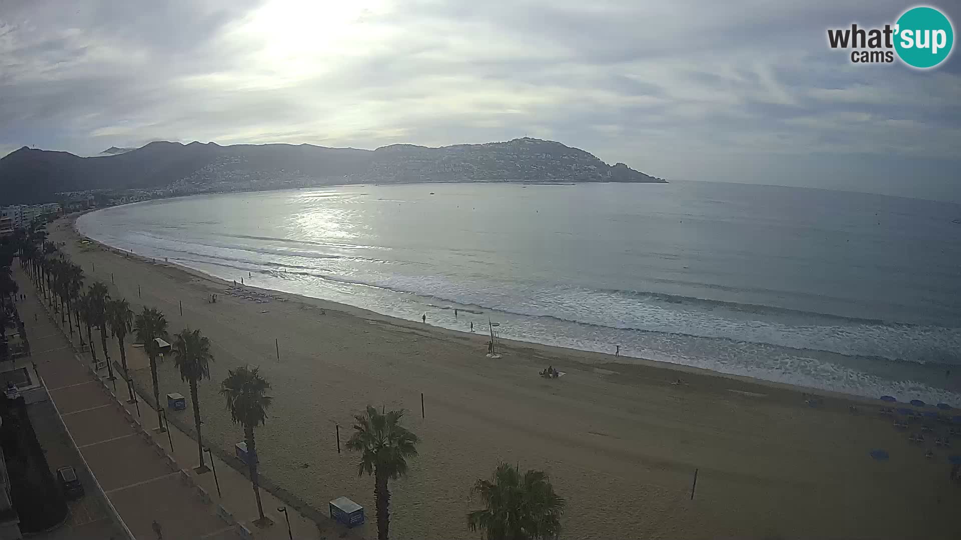 Live Roses Webcam Costa Brava beach view from MonteCarlo Hotel